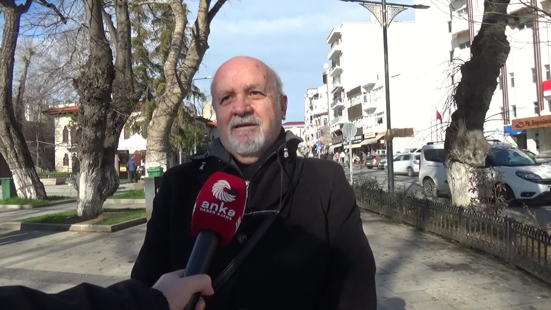 Emekli vatandaş: "Seçim endeksli bir ekonomiyle, yükü emeklilere ve çalışanlara yüklemeye çalışıyorlar"