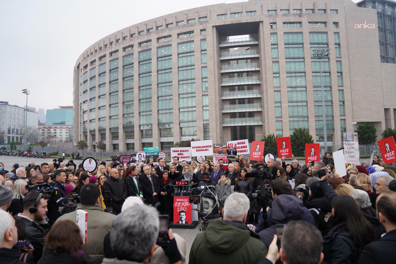 Aile Dayanışma Ağı: İki günden beri, İBB ve CHP’li ilçelere yapılan operasyonlarda tutuklananların ailelerine tanınmayan numaradan çeşitli mesajlar atılmaktadır
