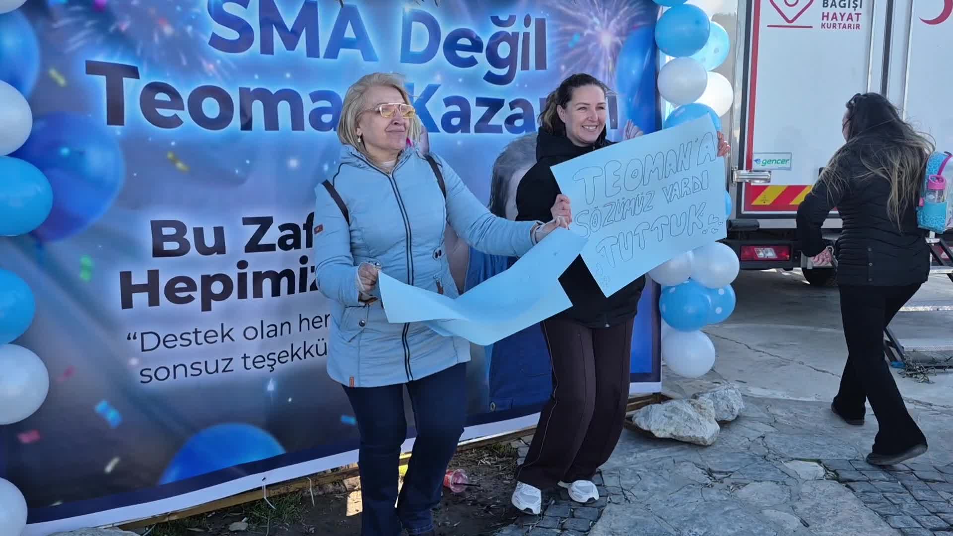 Kuşadası’nda sevinç balonları, SMA’lı Teoman bebek için uçuruldu