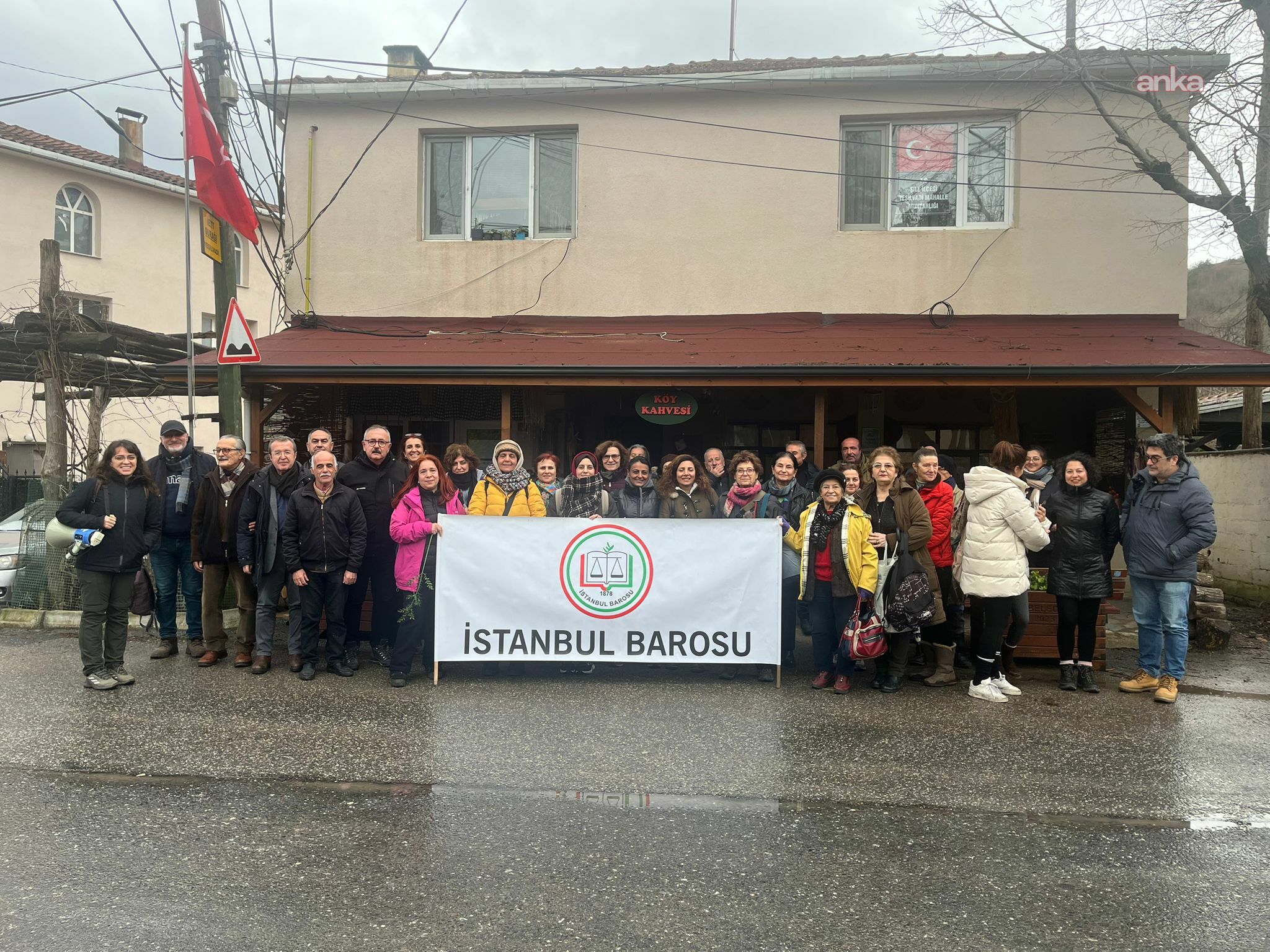İstanbul Barosu Şile’de orman köylülerinin dönüşümünü mercek altına aldı... Prof. Dr. Ok: Orman köylüsü artık kentten kaçıp gelenlerin hizmetinde çalışan bir konuma sürükleniyor