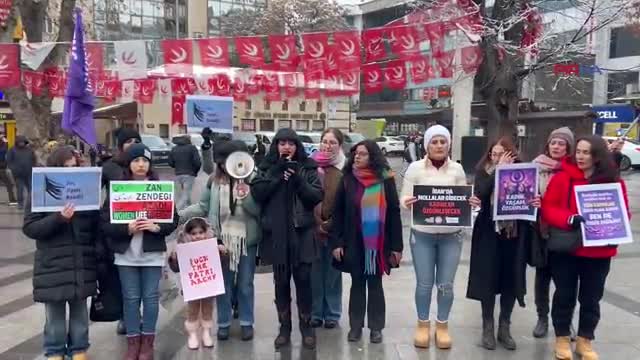 Gaziantep’te KCDP ve Demokratik Kadın Platformu’ndan İran ve Rojava’daki kadınlara destek çağrısı