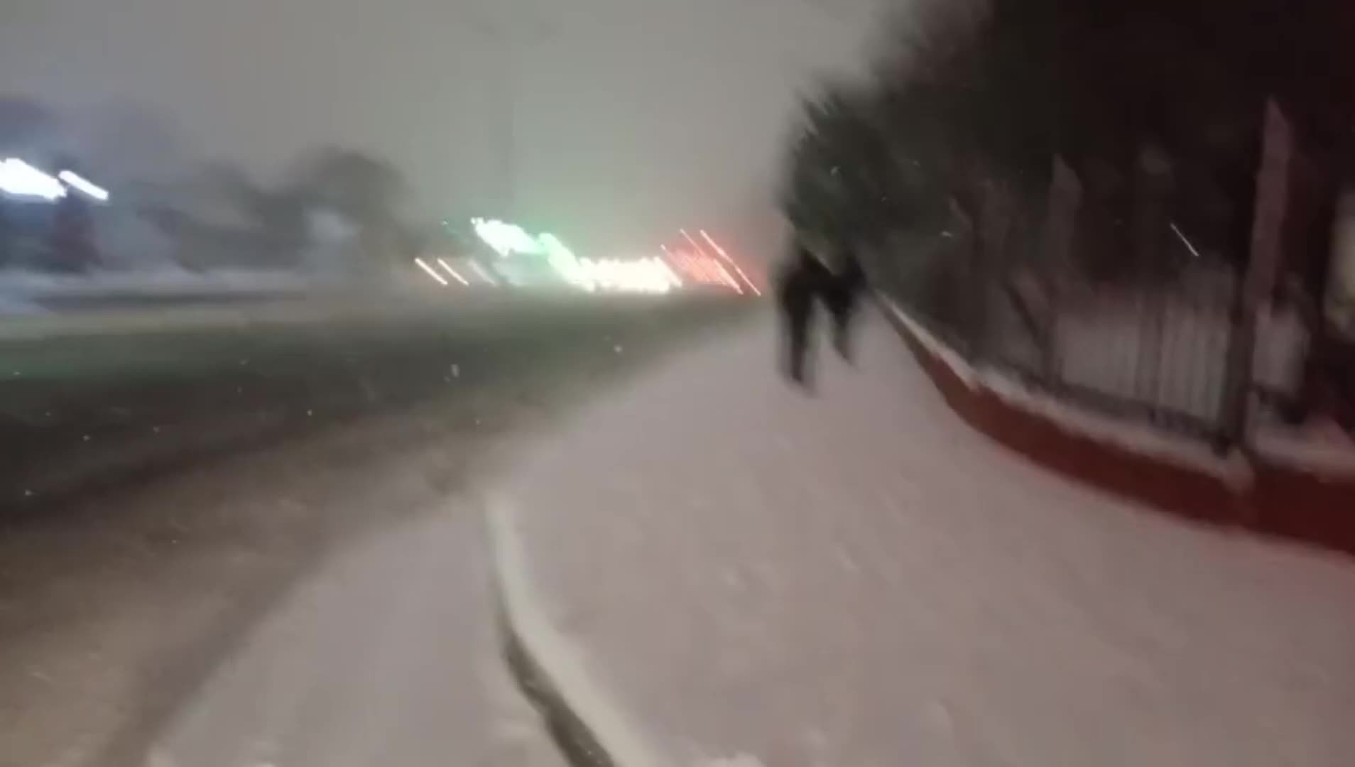 Kar yağışı İstanbul'da aralıklarla etkili oluyor