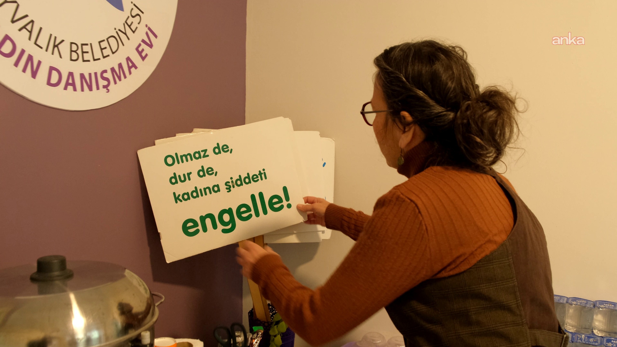 Ayvalık’ta “Kadının İnsan Hakları Eğitim Programı” başladı