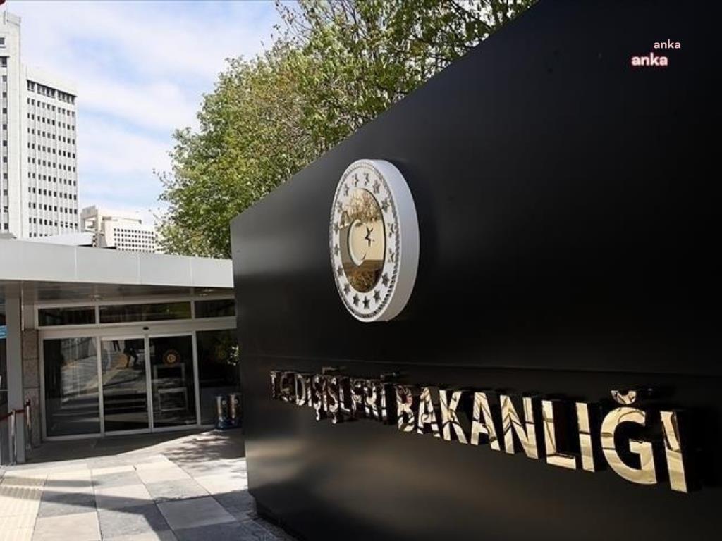 Dışişleri Bakanlığı'ndan İspanya'daki tren kazasında yaşamını yitirenlerin yakınları için taziye mesajı