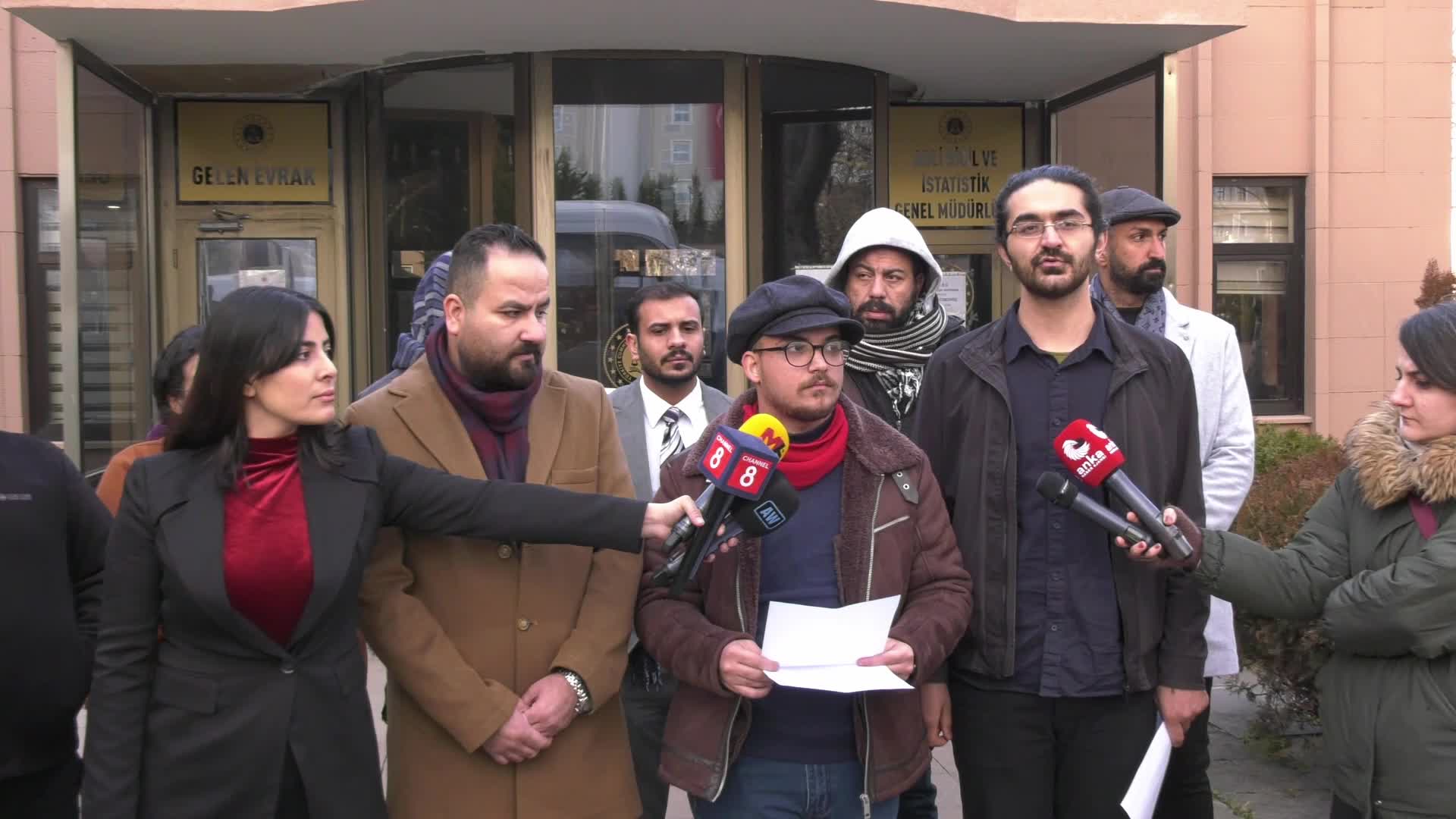 Mısır, Fas, Tunus, Lübnan ve Irak’tan gelen gençler, Adalet Bakanlığı'na Öcalan ile görüşmek için dilekçe verdi