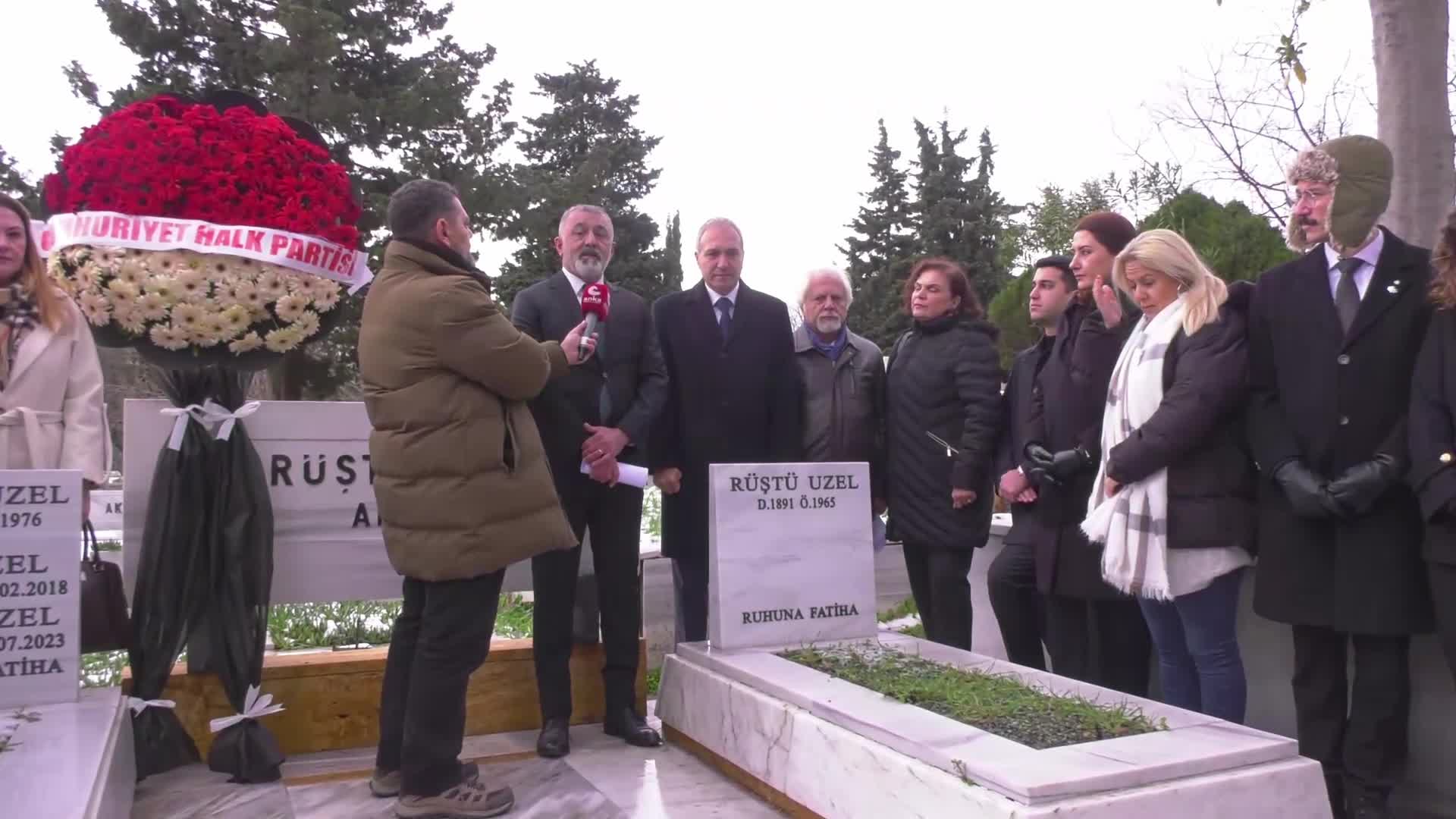 Suat Özçağdaş: "Türkiye'de öğretmen yetiştiren okul kalmadı, her şeyi kuruttuğu gibi bu iktidar onu da kuruttu"
