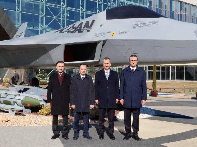 Aselsan Genel Müdürü Akyol, Özbekistan Savunma Bakanı Halmuhamedov ile iş birliği alanlarını görüştü