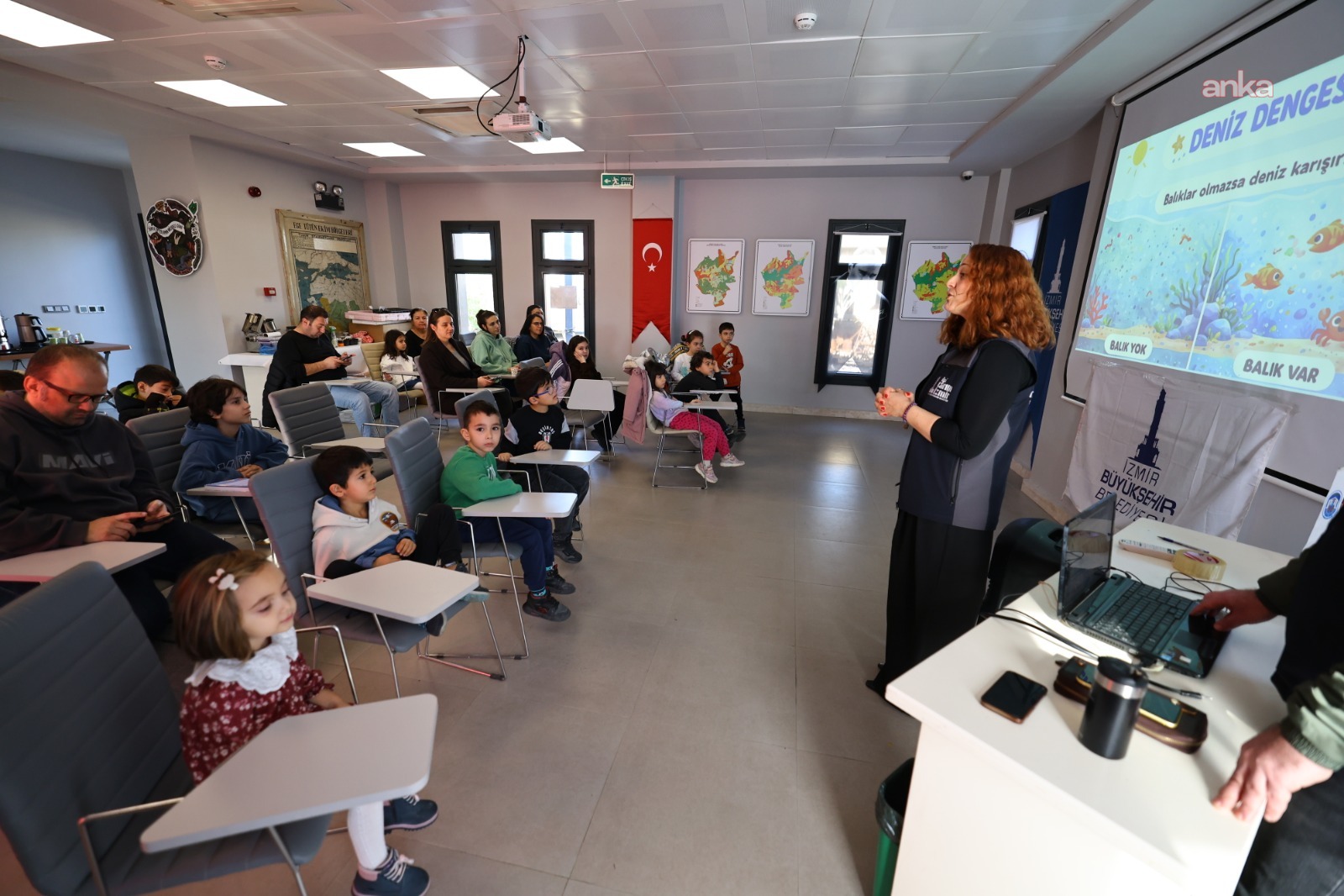 Çocuklar Selçuk'ta denizin gizli dünyasını keşfetti