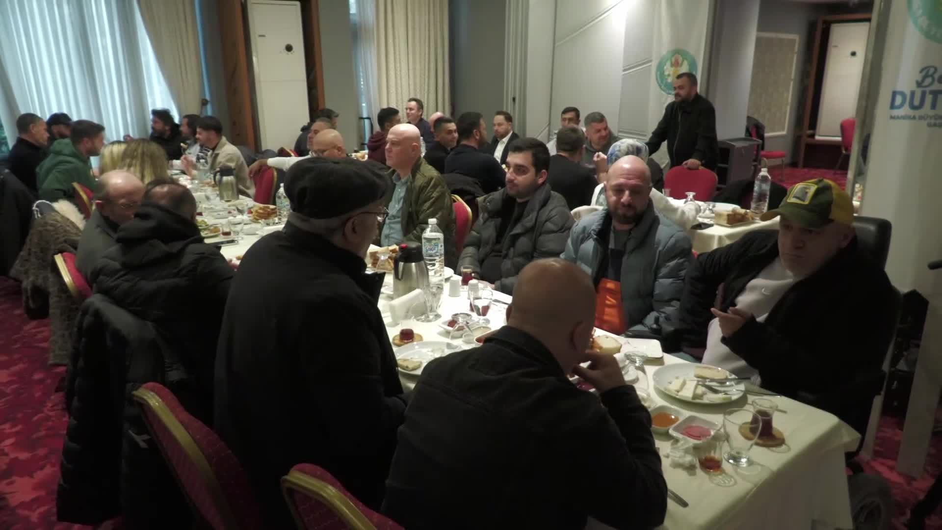 Manisa Büyükşehir Belediye Başkanı Dutlulu: “15 yaşında çocuklar insan öldürüyor. Birbirleriyle konuşabilen nesiller oluşturabileceksek amatör spor kulüpleri çok önemli”