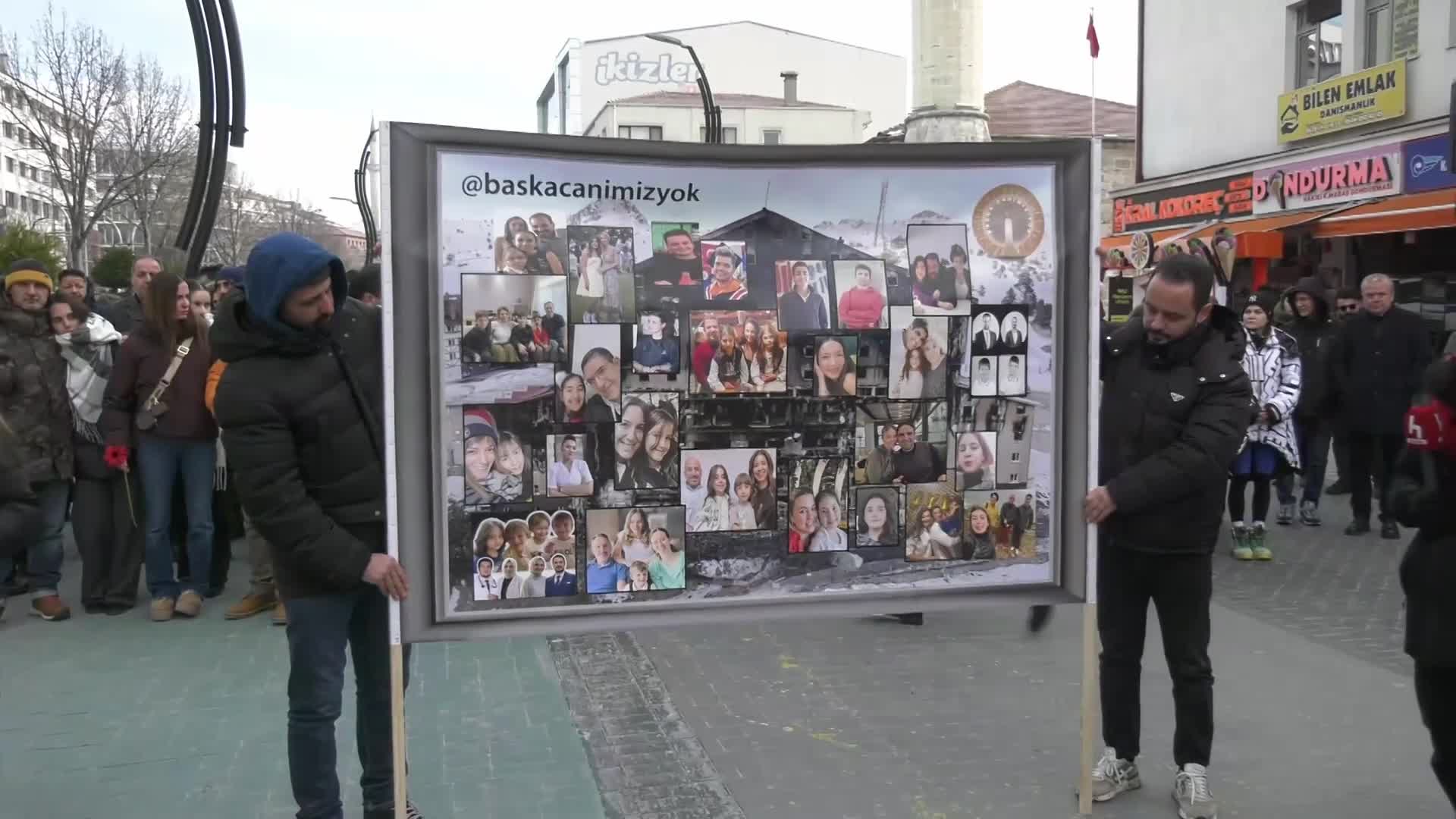 Kartalkaya otel yangını faciasının birinci yılı... Aileler, sessiz yürüyüşle kaybettikleri yakınlarını andı: "Turizm Bakanlığı yetkilileri tutukluluğa sevk edilsin"