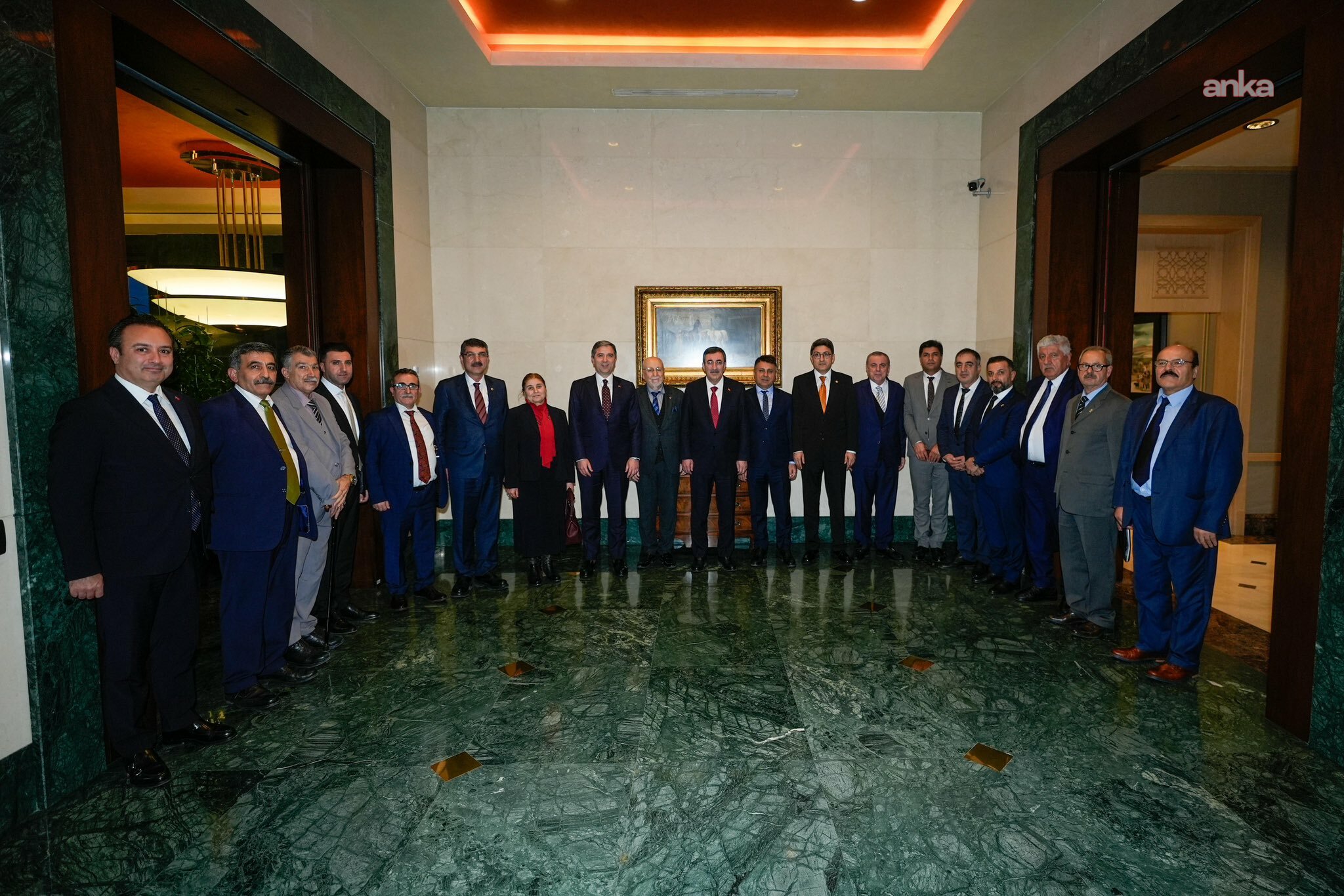 Cumhurbaşkanı Yardımcısı Yılmaz, Avrupa'dan gelen Ezidi toplumu temsilcilerini kabul etti