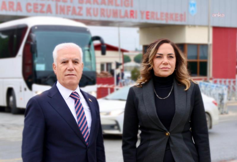 Yüceer ve Bozbey'den İmamoğlu'na ziyaret... "Çocuklarımız ve gençlerimiz için başaracağız"