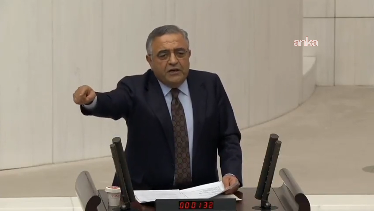 Sezgin Tanrıkulu: “Türkiye'nin, hükümetinizin bu IŞİD sevdasından vazgeçmesi lazım”