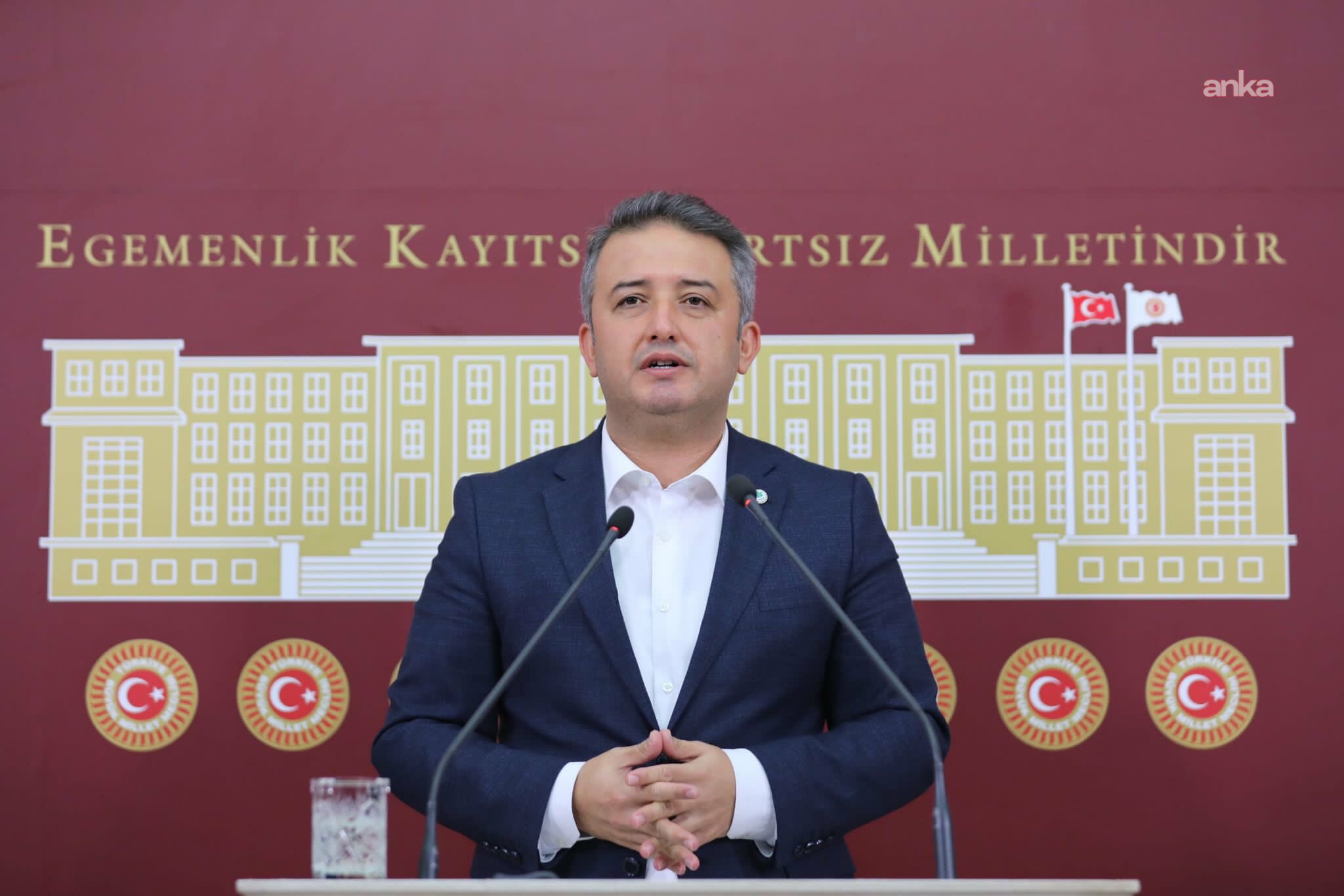 AK Parti’ye katıldıktan sonra Anayasa Komisyonu üyeliğine seçilen İsa Mesih Şahin: TBMM'nin 28. Dönemi'nin yeni bir anayasayı yapmasını bir sorumluluk olarak görüyorum