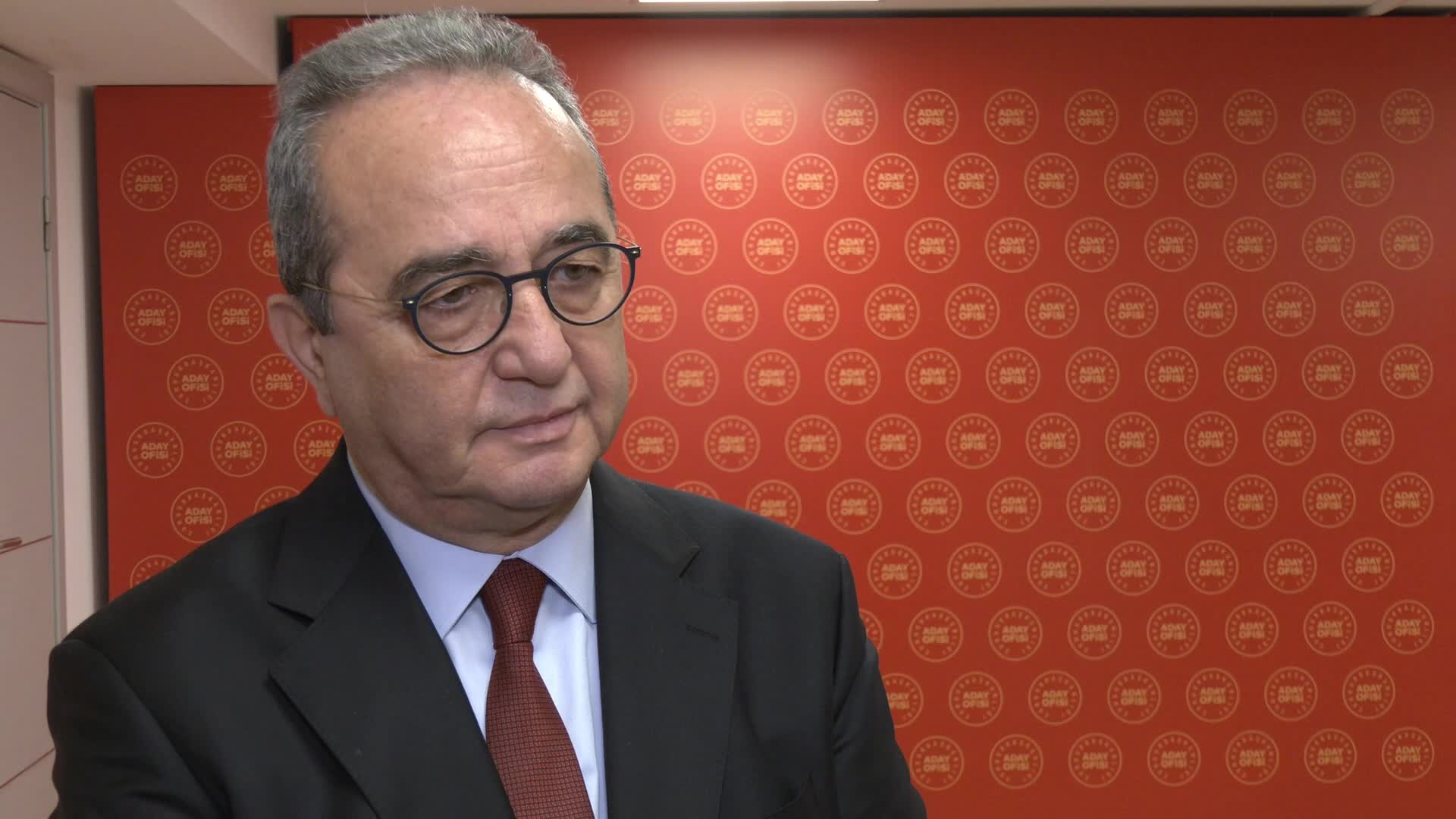 Bülent Tezcan'dan, İmamoğlu'nun diploma davası açıklaması: “Hukukun zerre kırıntısı kalmışsa idare mahkemesi, İstanbul Üniversitesi'nin hukuka aykırı kararını iptal eder”