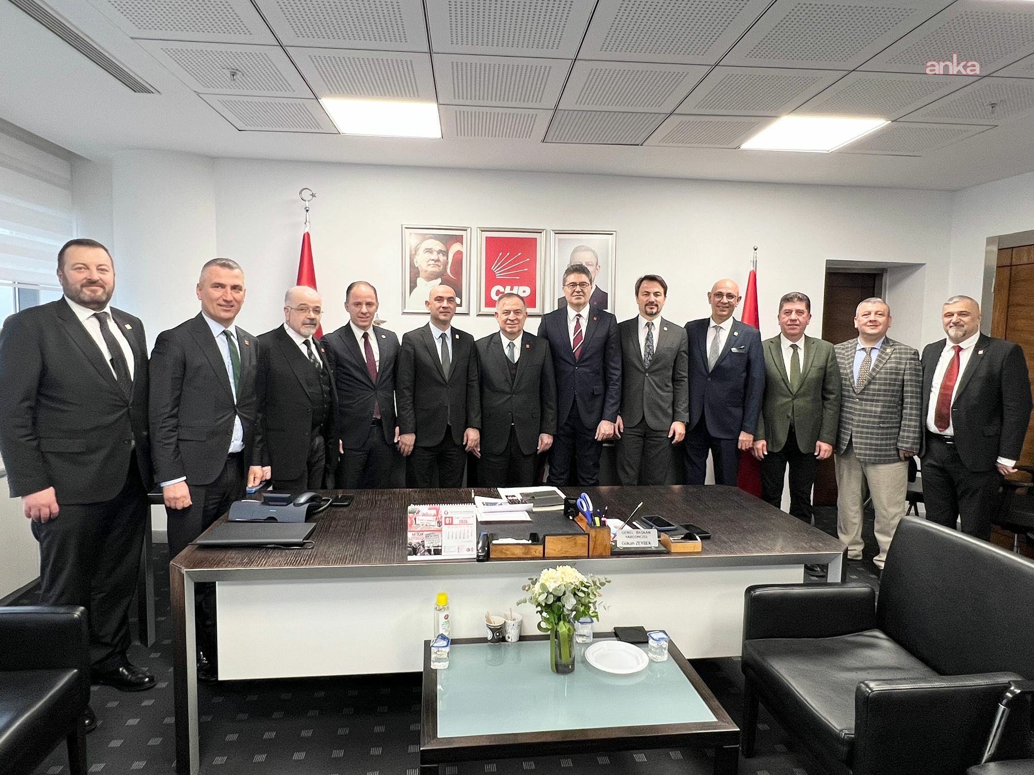 Karadeniz Ereğli Belediye Meclisi'nden 6 üye CHP'ye geçti