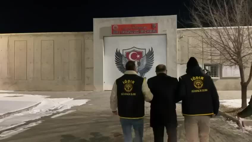 "Rojava için Adalete Yürüyoruz” eyleminde gözaltına alınan DEM Parti Iğdır İl Eş Başkanı Kaynar tutuklandı