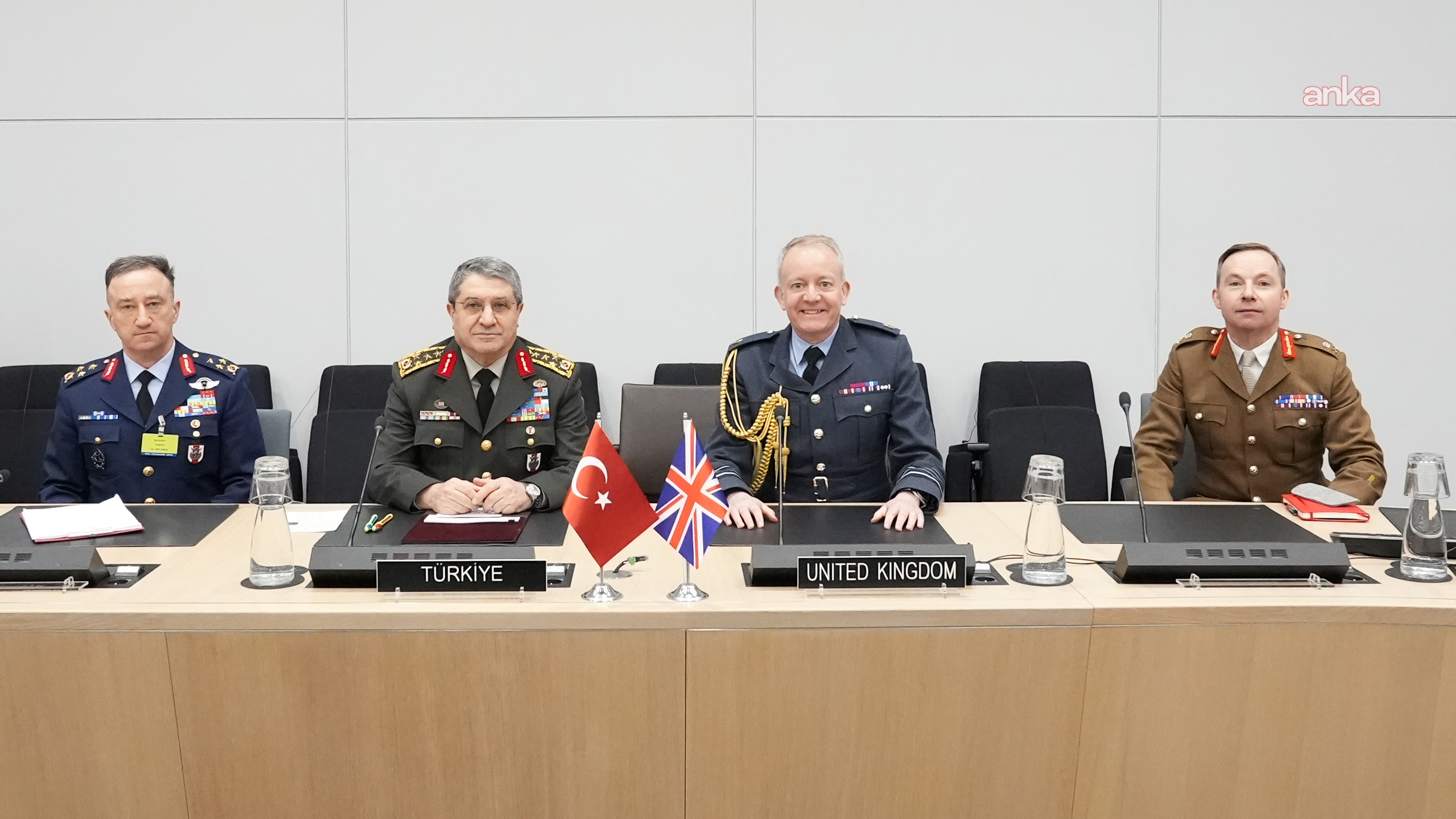 Genelkurmay Başkanı Orgeneral Bayraktaroğlu, Brüksel'de çeşitli temaslarda bulundu