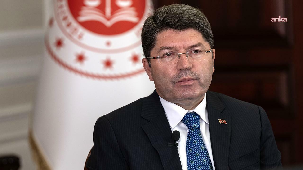 Adalet Bakanı Tunç: Eyüpsultan'daki bir kreşte çocukların darp ve istismar edildiği iddialarıyla ilgili soruşturmada bir kişi tutuklandı, üç kişi hakkında ise adli kontrol kararı verildi
