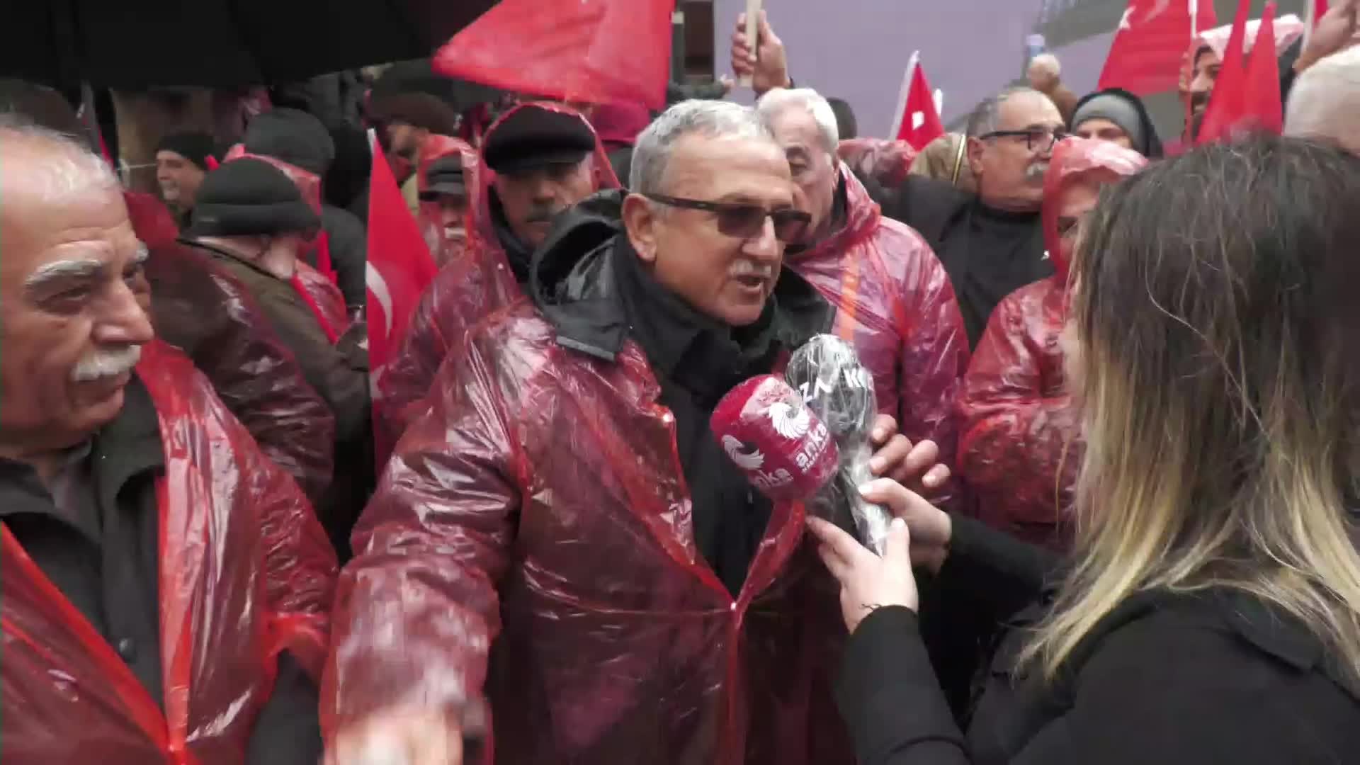 Zeydan Karalar’ın tutukluluğunun 200'üncü günü...  Adanalı yurttaş: "Zeydan başkansız Adana ölü. O çıkınca hepimiz canlanacağız"