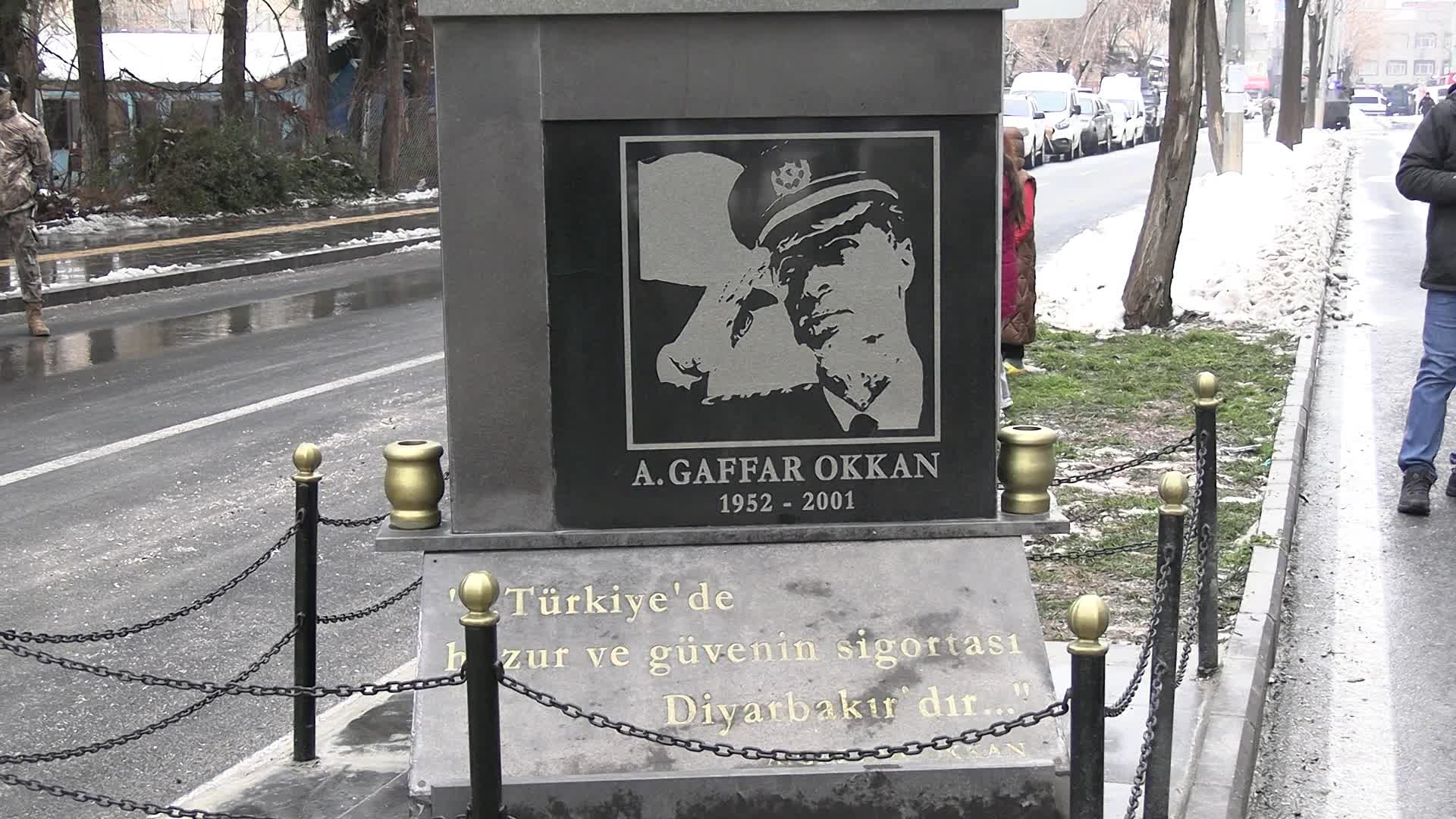 Ali Gaffar Okkan ve 5 silah arkadaşı şehadetlerinin 25’inci yılında Diyarbakır’da anıldı