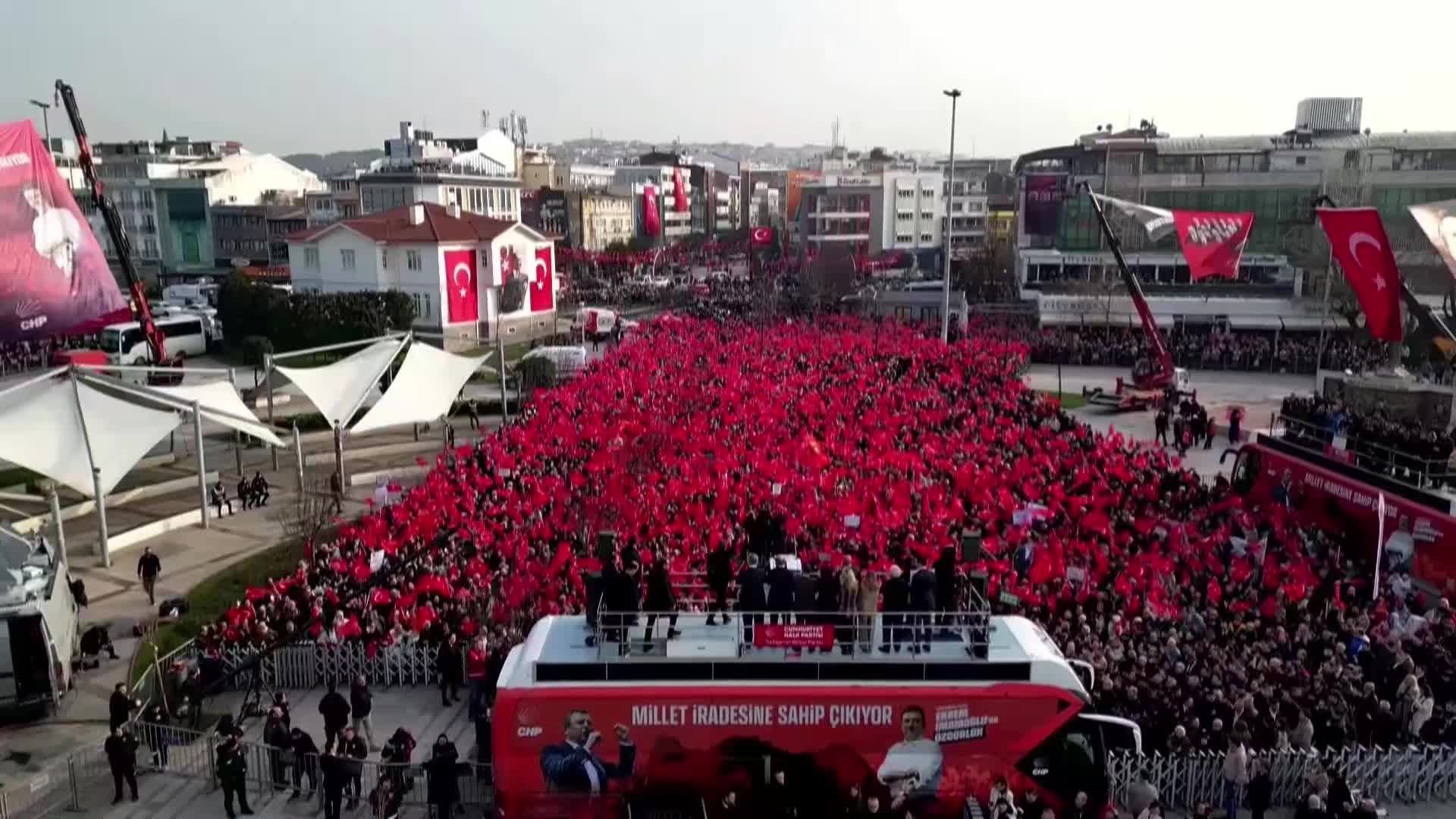 CHP'nin "Millet İradesine Sahip Çıkıyor" mitingi... Özel: "Buradan boş senetçi Murat Kurum"a sesleniyorum. Hatay bir haftadır cevap bekliyor"