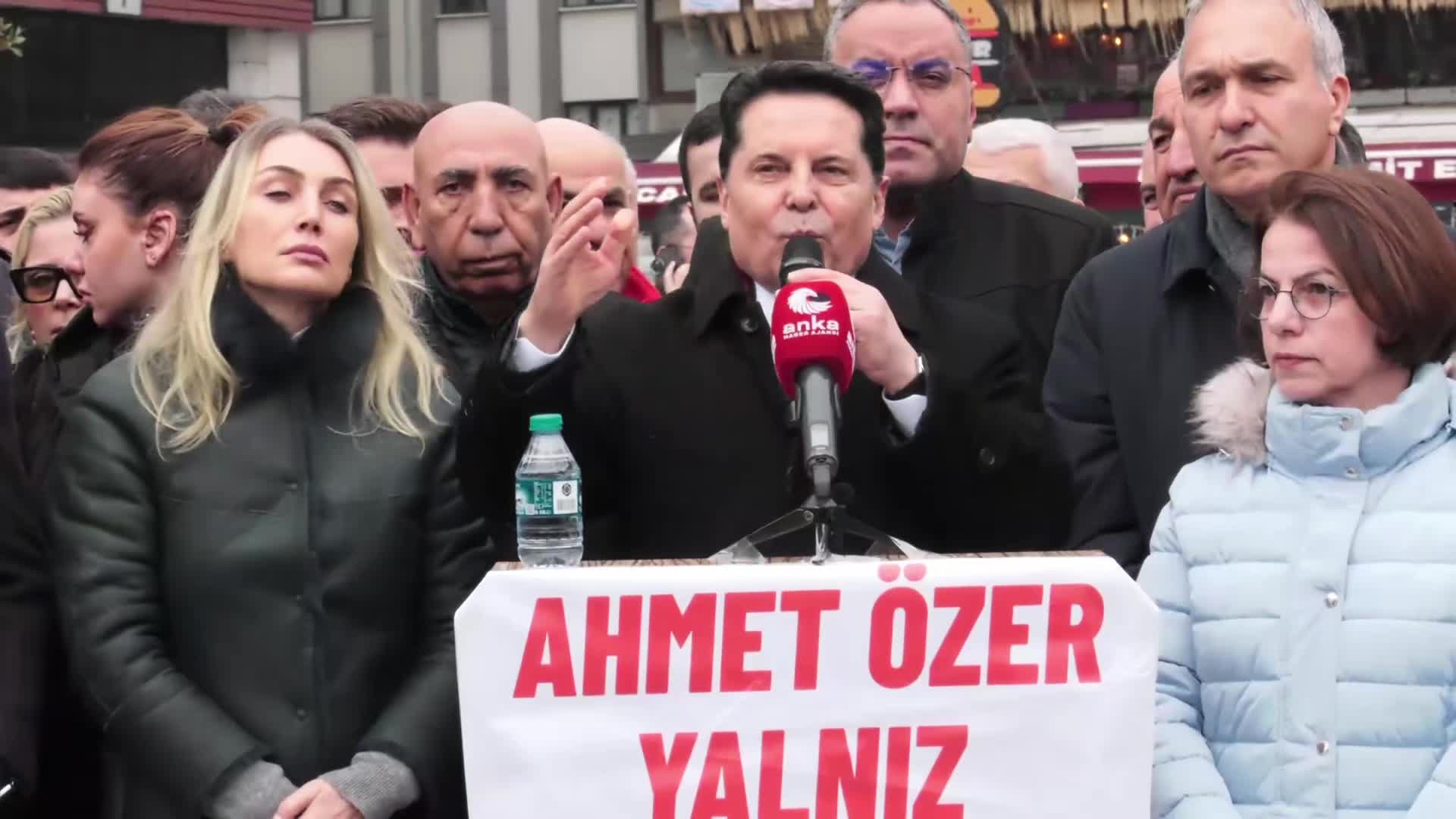 Ahmet Özer: Ben eğer burada CHP'nin değil, AK Parti'nin belediye başkanı olsaydım bana ceza verirler miydi? Ben Kürt olmasaydım bana ceza verirler miydi?
