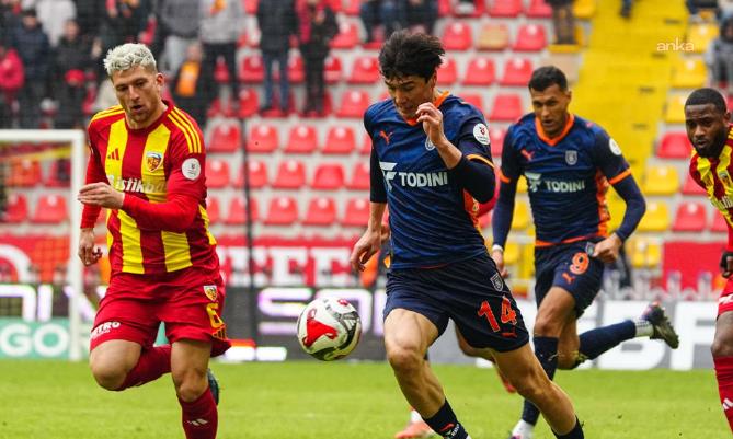 RAMS Başakşehir, Zecorner Kayserispor'u 3-0 mağlup etti