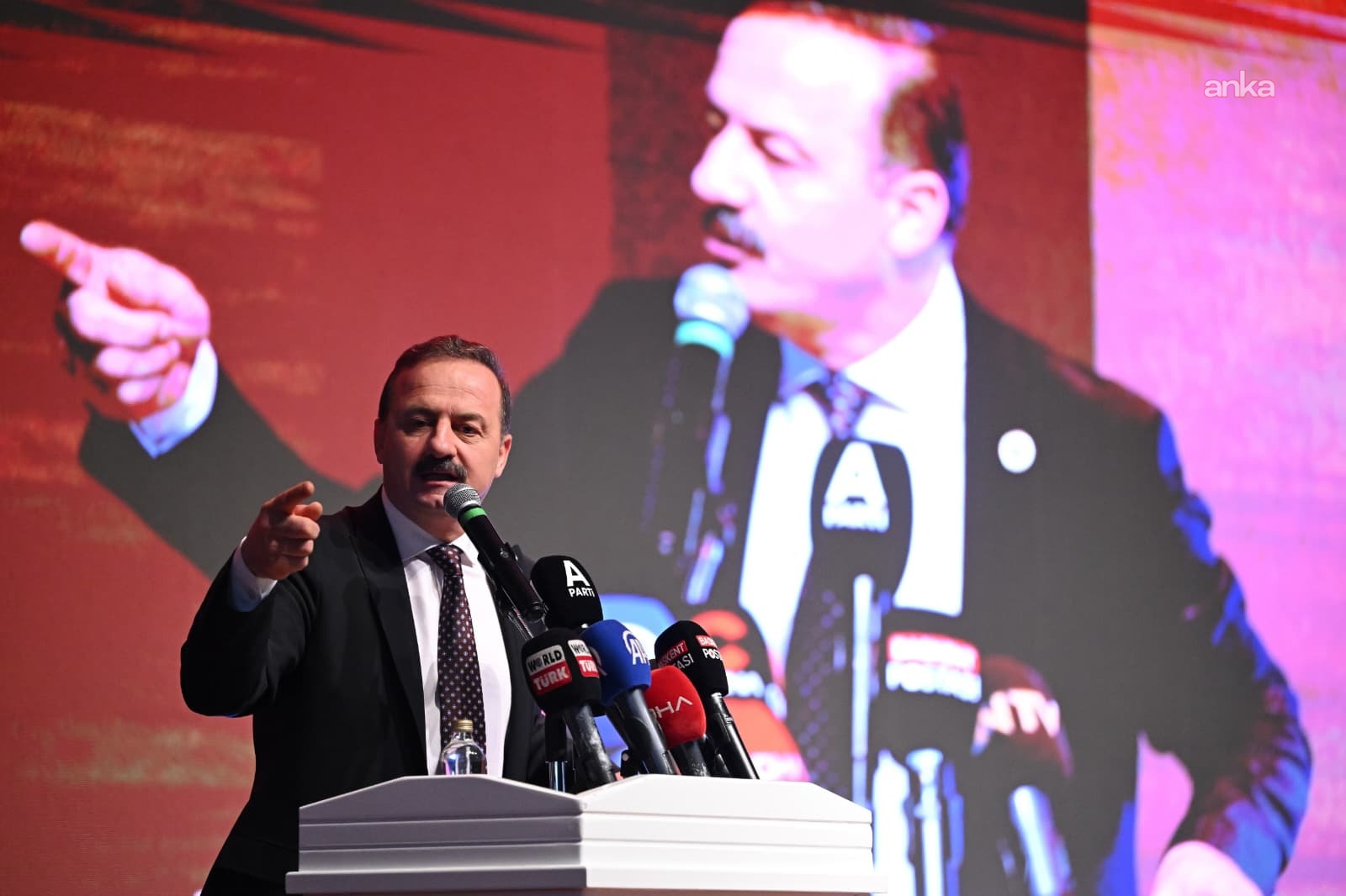 Yavuz Ağıralioğlu: "Bu berbat iklimin sonu olacak bir sistem inşa edilecek"