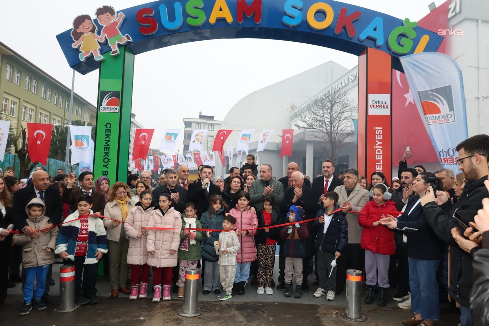 Çekmeköy’de çocuklara özel “Susam Sokağı” hizmete açıldı