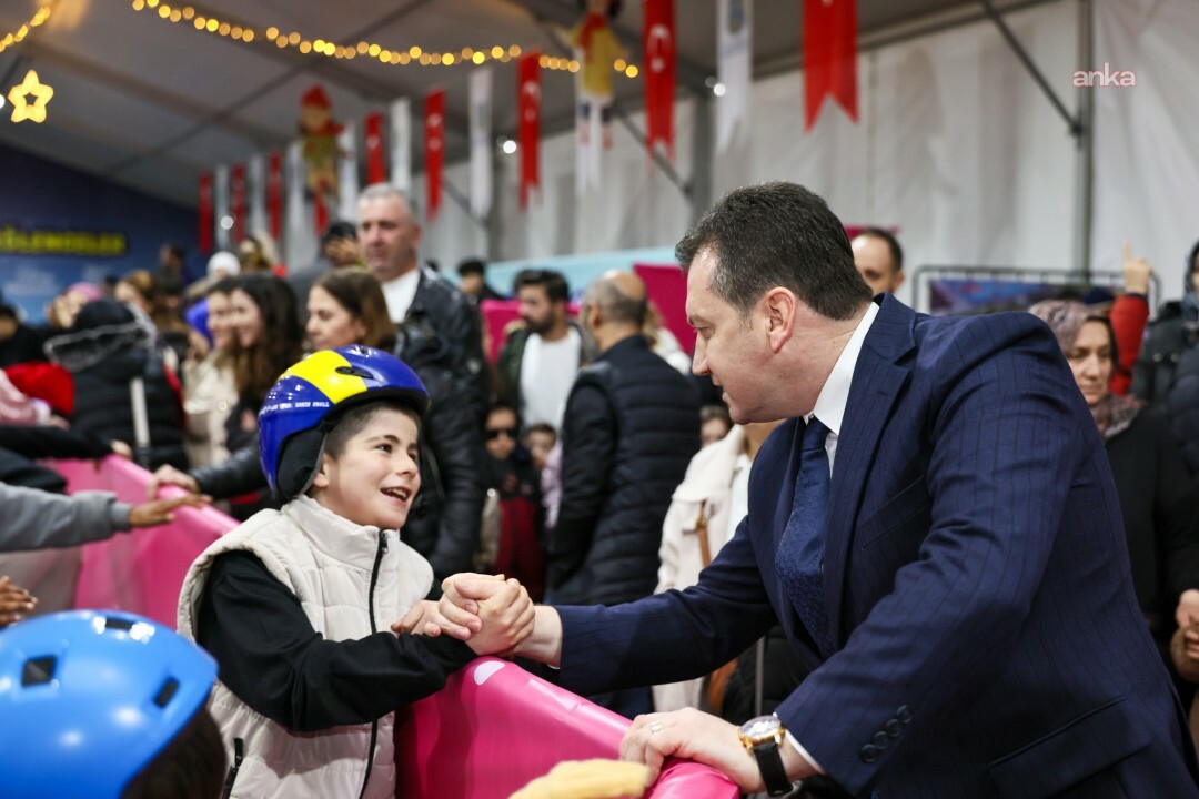 Silivri Belediye Başkanı Balcıoğlu, çocuklarla bir araya geldi: “Yeter ki siz mutlu olun, Bora ağabeyiniz her zaman yanınızda”