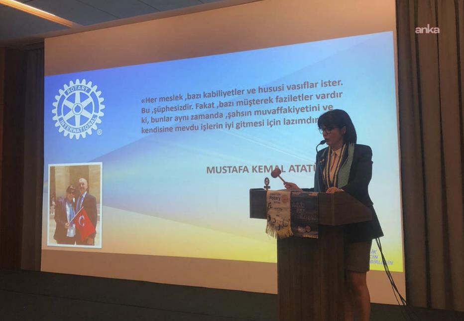 Adana Rotary Kulubü'nün bilim, sanat ve sinemada meslek ödülleri dağıtıldı
