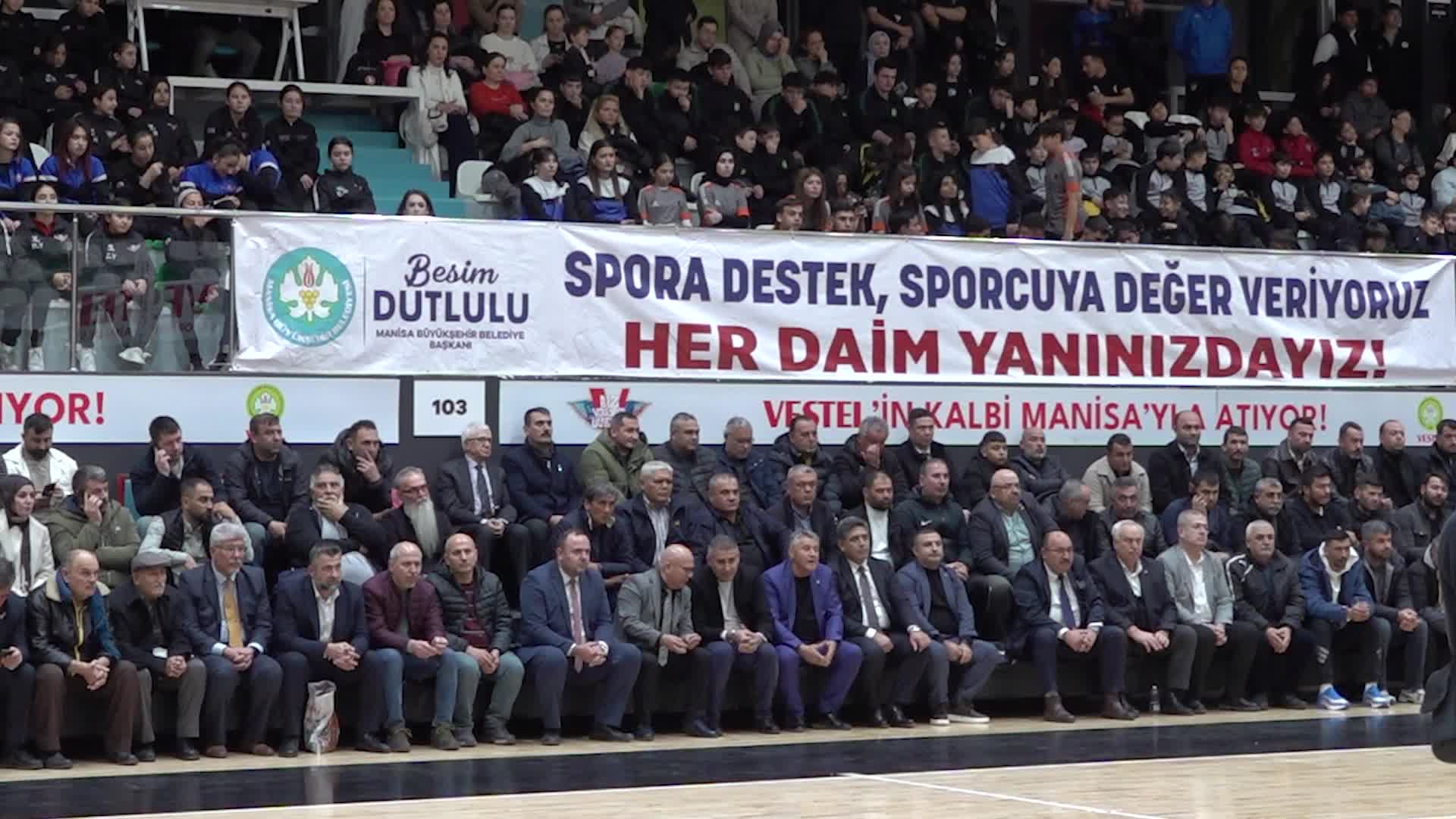 Manisa Büyükşehir Belediyesi’nden amatör spor kulüplerine 12 milyon 750 bin liralık destek