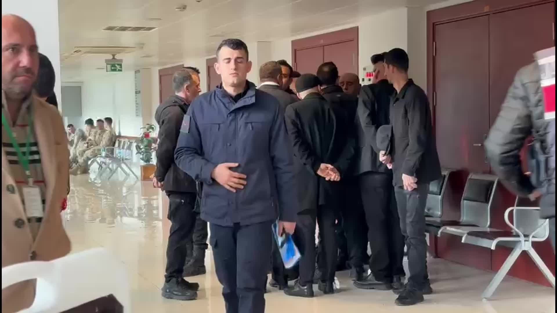 Avukat Hüseyin Ersöz’den, tutuksuz sanık Aziz İhsan Aktaş’ın duruşmaya korumalarla gelmesine tepki