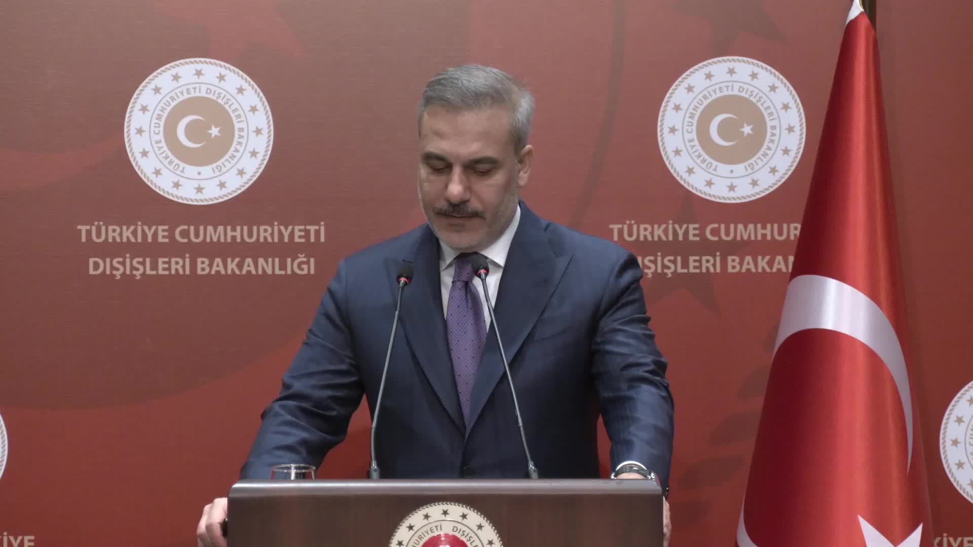 Fidan-Barrot görüşmesi... Fidan: Türkiye-AB konularında mevcut olan tıkanıklığı nasıl aşabiliriz, neler yapılabilir konularında görüş alışverişinde bulunduk