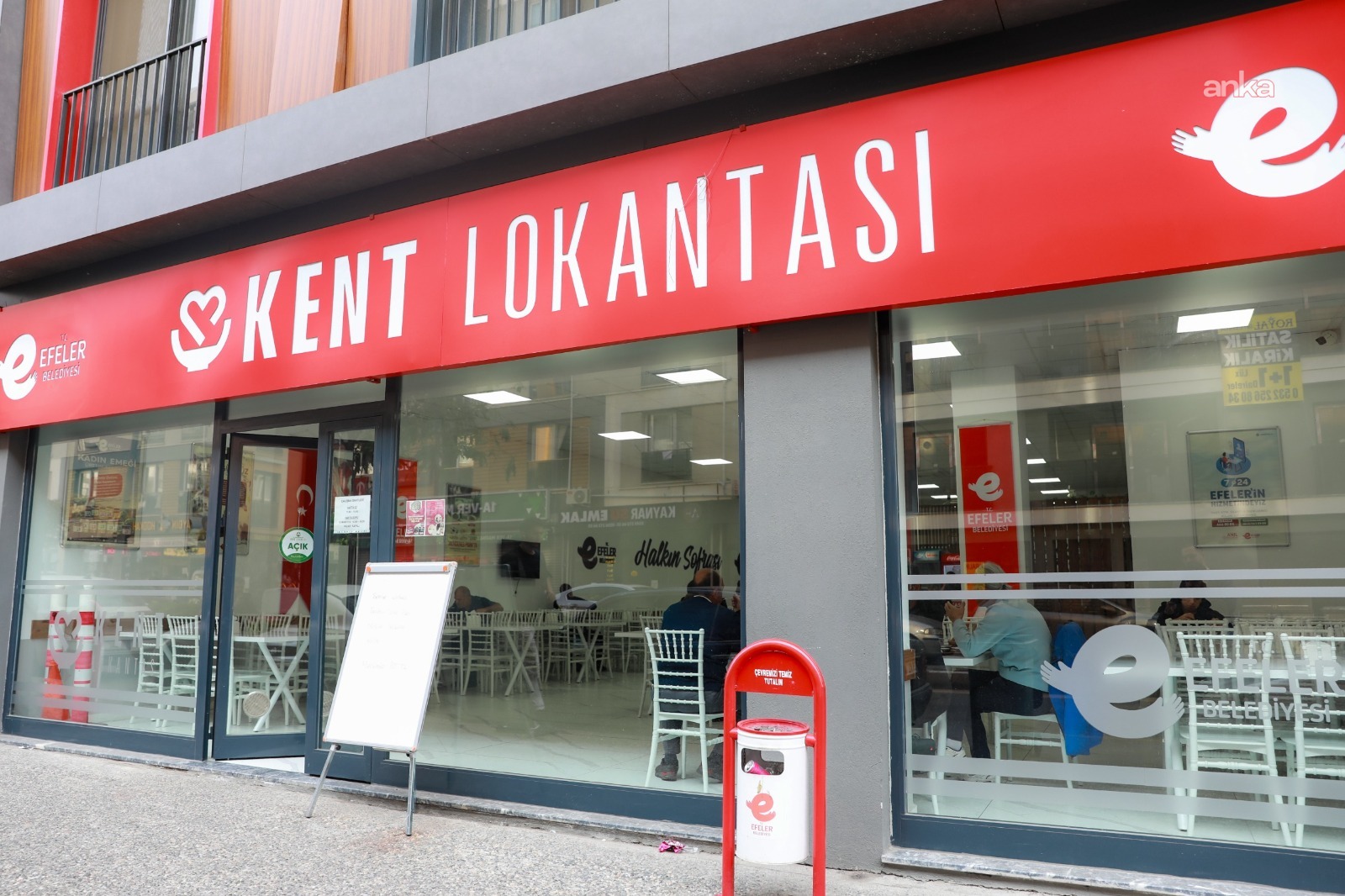 Efeler Belediyesi Kent Lokantası'nda "Askıda Yemek" ile dayanışma güçleniyor