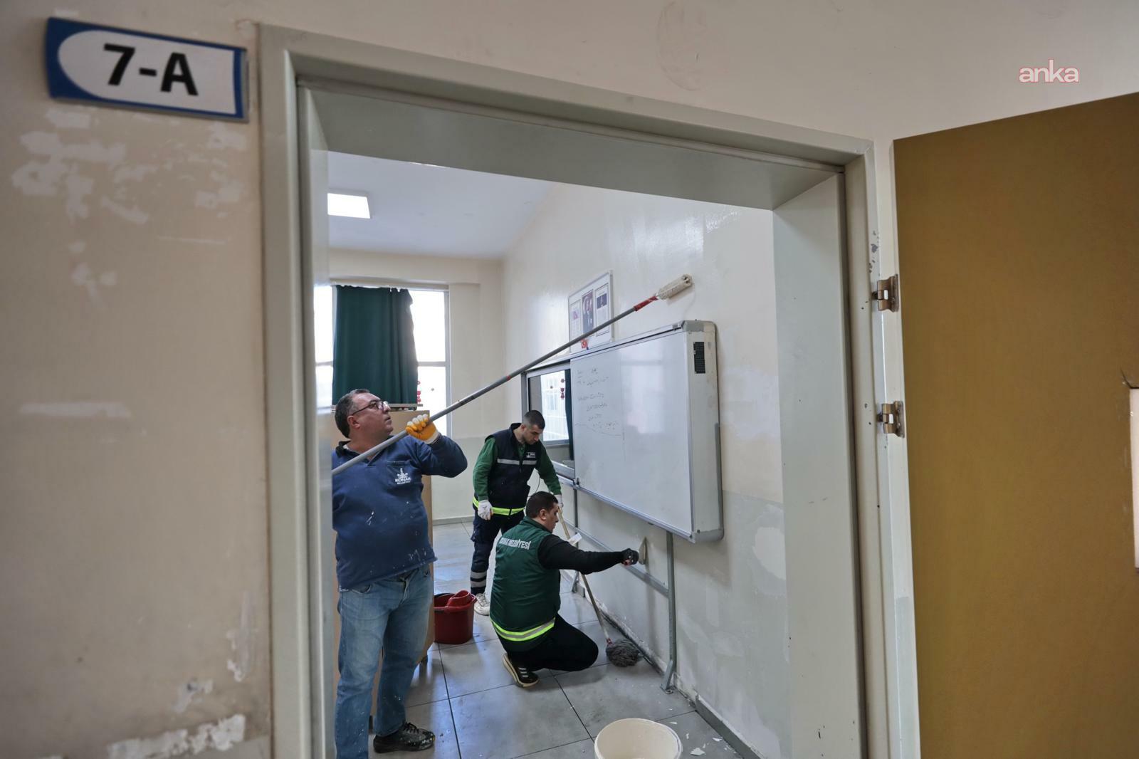 Öğrenciler tatilde, Konak Belediyesi ekipleri iş başında
