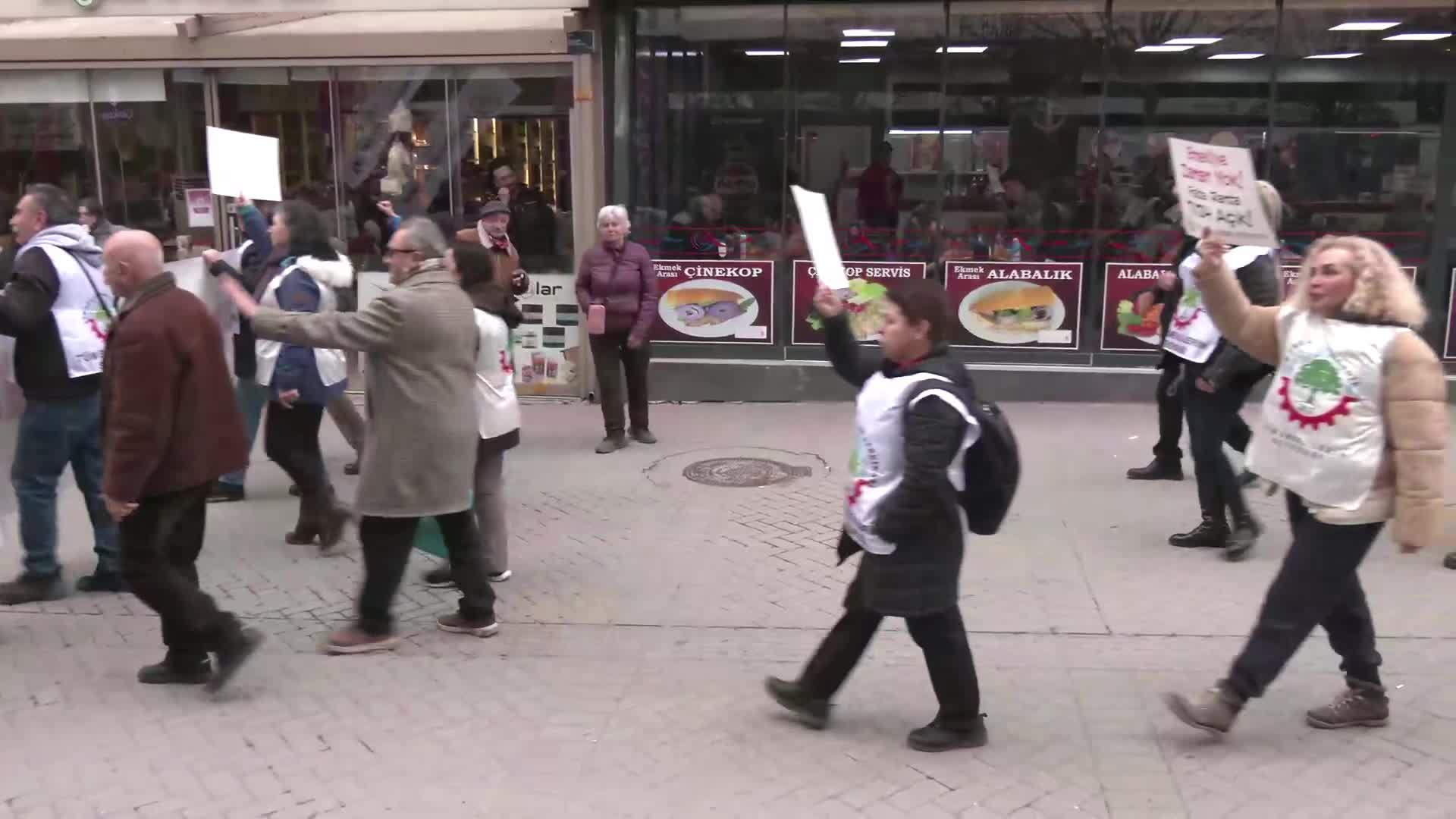 Tüm Emeklilerin Sendikası: "31 Mart yerel seçimlerinde iktidarı nasıl gerilettiysek, ilk genel seçimde bu iktidarı değiştireceğiz"