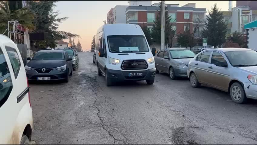 Karabağlar ve Adıyaman Belediyeleri'nden depremzede aileler için ortak çalışma