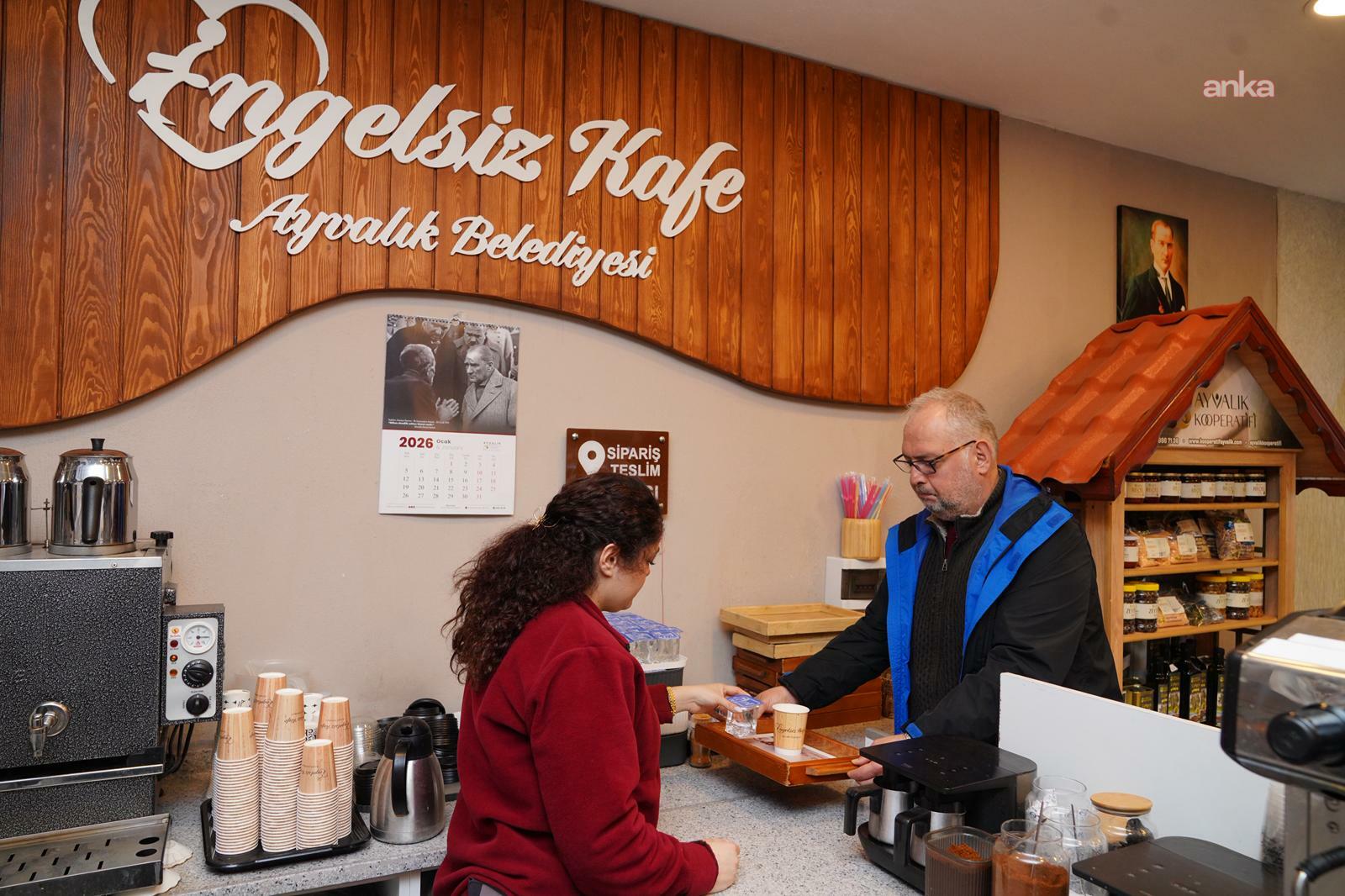 Ayvalık Birlik Ortopedik Engelliler Derneği’nden Engelsiz Kafe’ye ziyaret