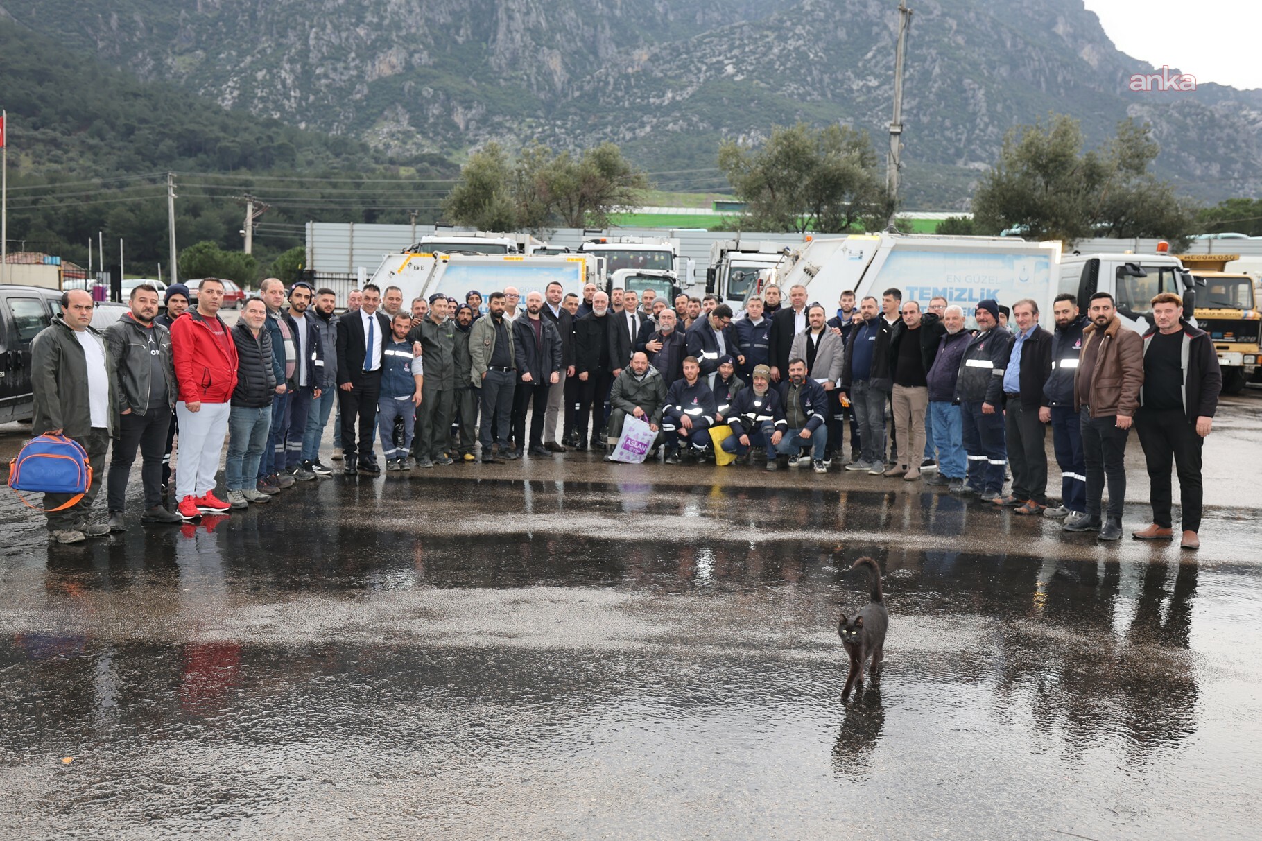 Şehzadeler Belediye Başkanı Şimşek, Temizlik İşleri Müdürlüğü personeli ile bir araya geldi
