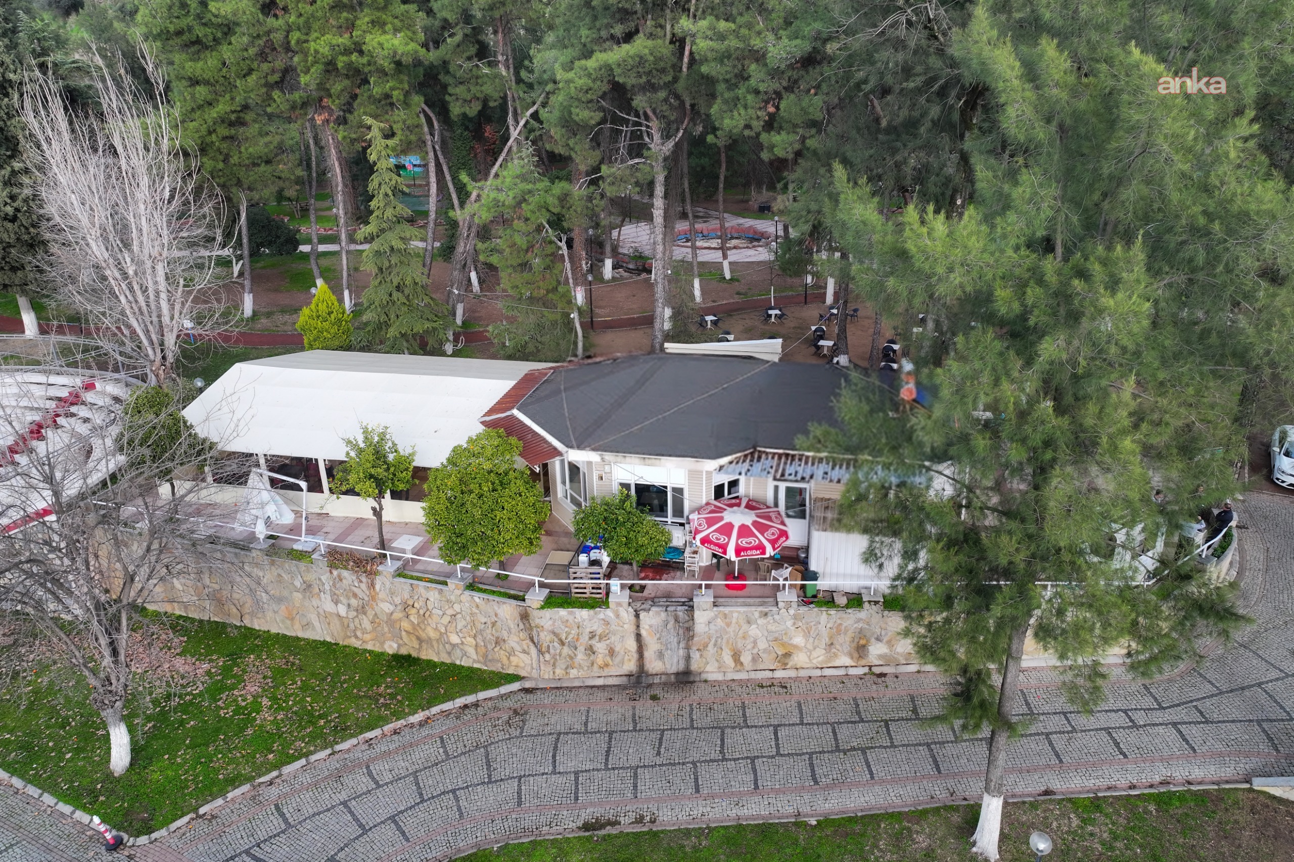 Efeler Belediyesi Pınarbaşı Kafe'yi yeniledi