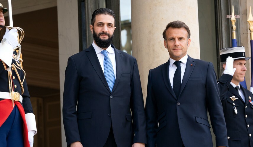 Suriye hükümeti ile SDG arasında anlaşmaya varılması... Fransa Cumhurbaşkanı Macron: "Terörle mücadelede tam anlamıyla yer alan bir Suriye, Fransa'nın desteklediği budur"