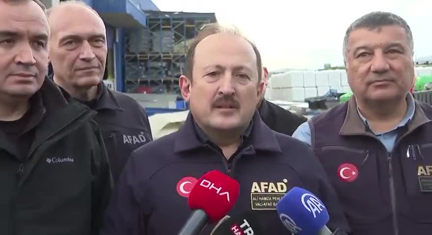 AFAD Başkanı Pehlivan'dan İzmir'deki sel olaylarına ilişkin açıklama: 577 ihbar geldi, can kaybı bulunmuyor