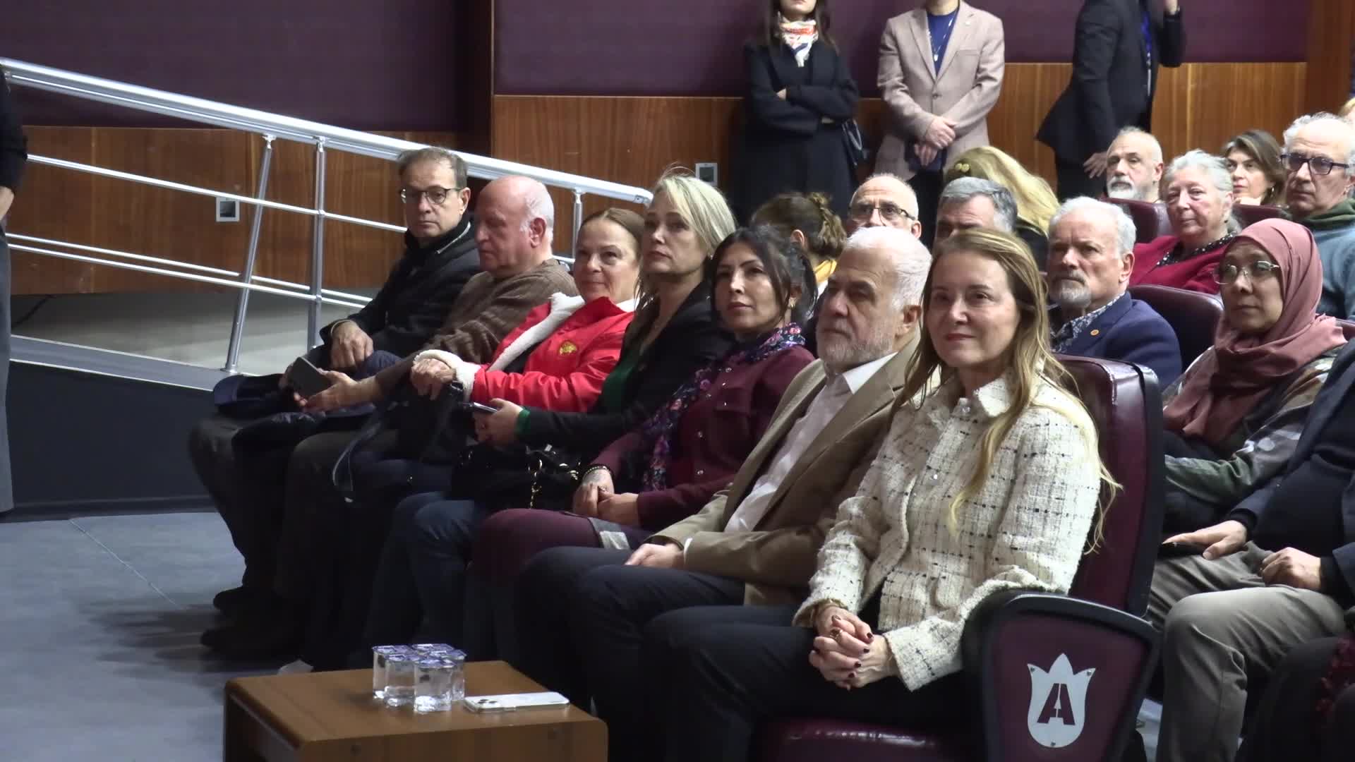 Mübadelenin 103'üncü yılında iki yakanın ezgileri Konak’ta yankılandı