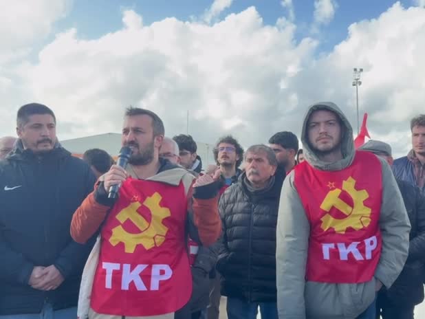 TKP’den Torbalı Migros deposuna ziyaret: "Atılan tüm Migros depo işçileri geri alınmalı, sendikal hakları kabul edilmelidir"
