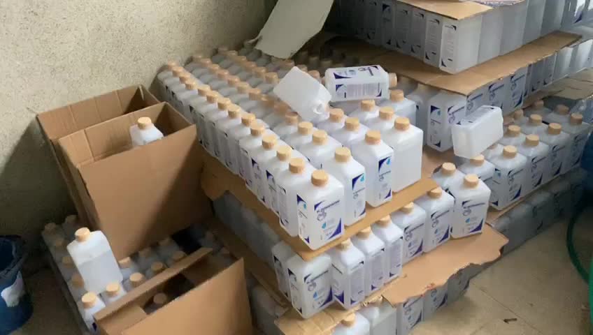2,5 TON SAHTE DEZENFEKTAN ELE GEÇİRİLDİ