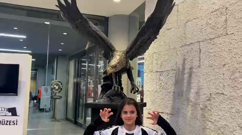 Adıyamanlı çocuklar, Beşiktaş-Konyaspor maçında sahaya çıktı