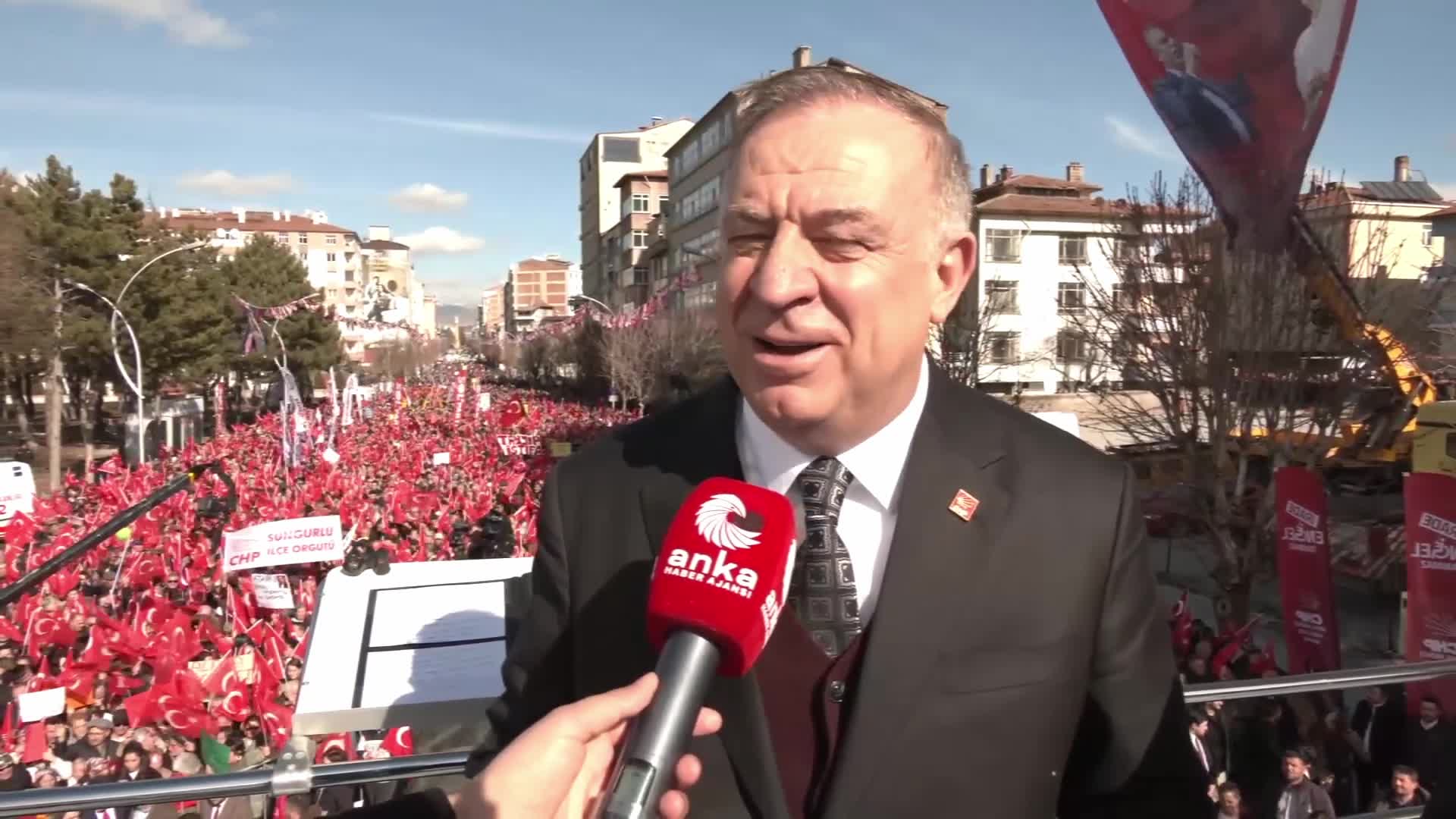 CHP’nin "Millet İradesine Sahip Çıkıyor" mitingi Çorum'da… CHP’li Zeybek: "Bu ülke, bu ceberut iktidardan kurtulana kadar çalışmaya devam edeceğiz"