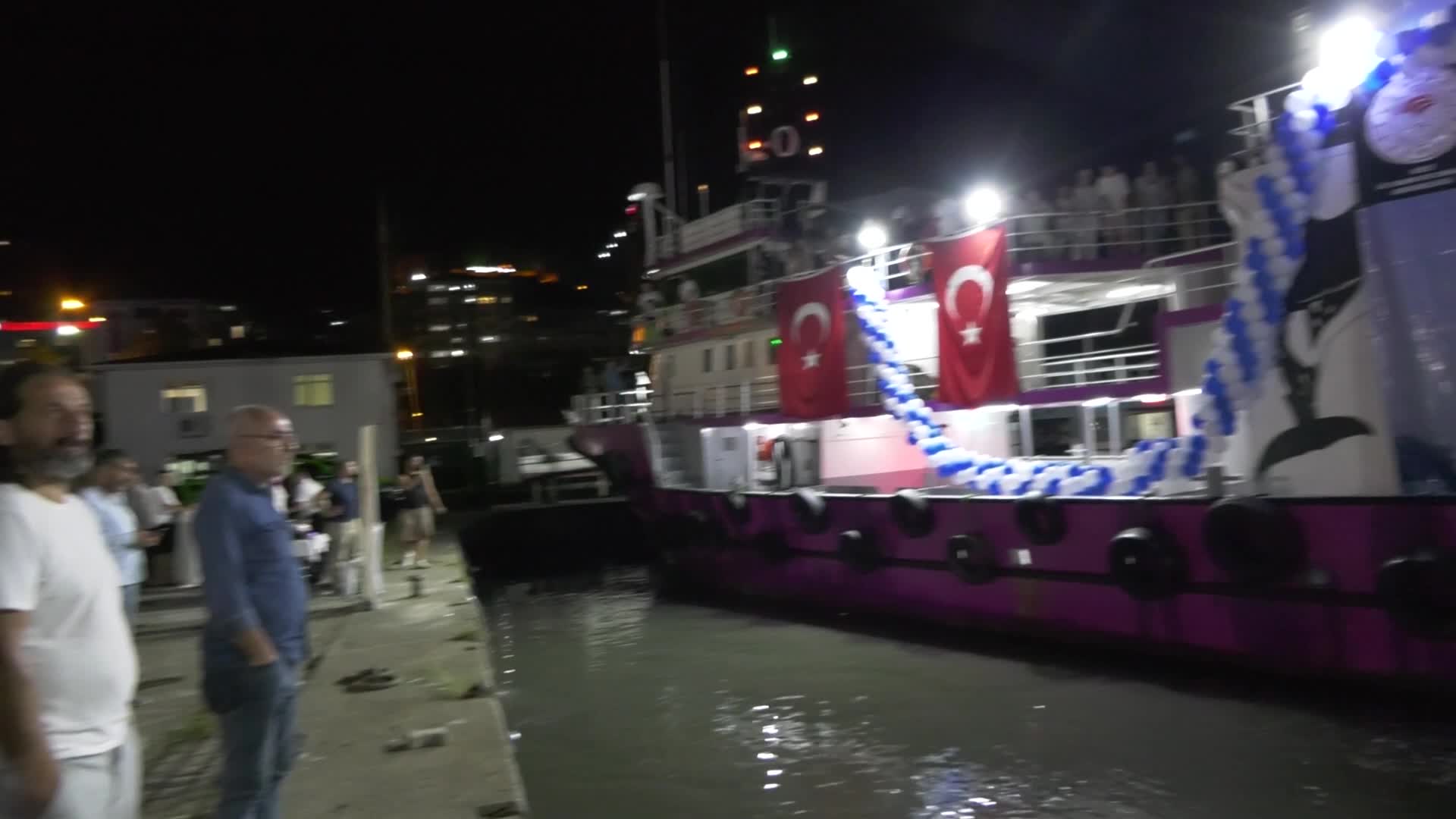 Rize-Artvin Su Ürünleri Kooperatifleri Bölge Birliği Başkanı Zaman'dan balık çiftliklerine tepki: "Artık bunu işgal olarak görüyoruz. Kıyı balıkçılığı bitti"